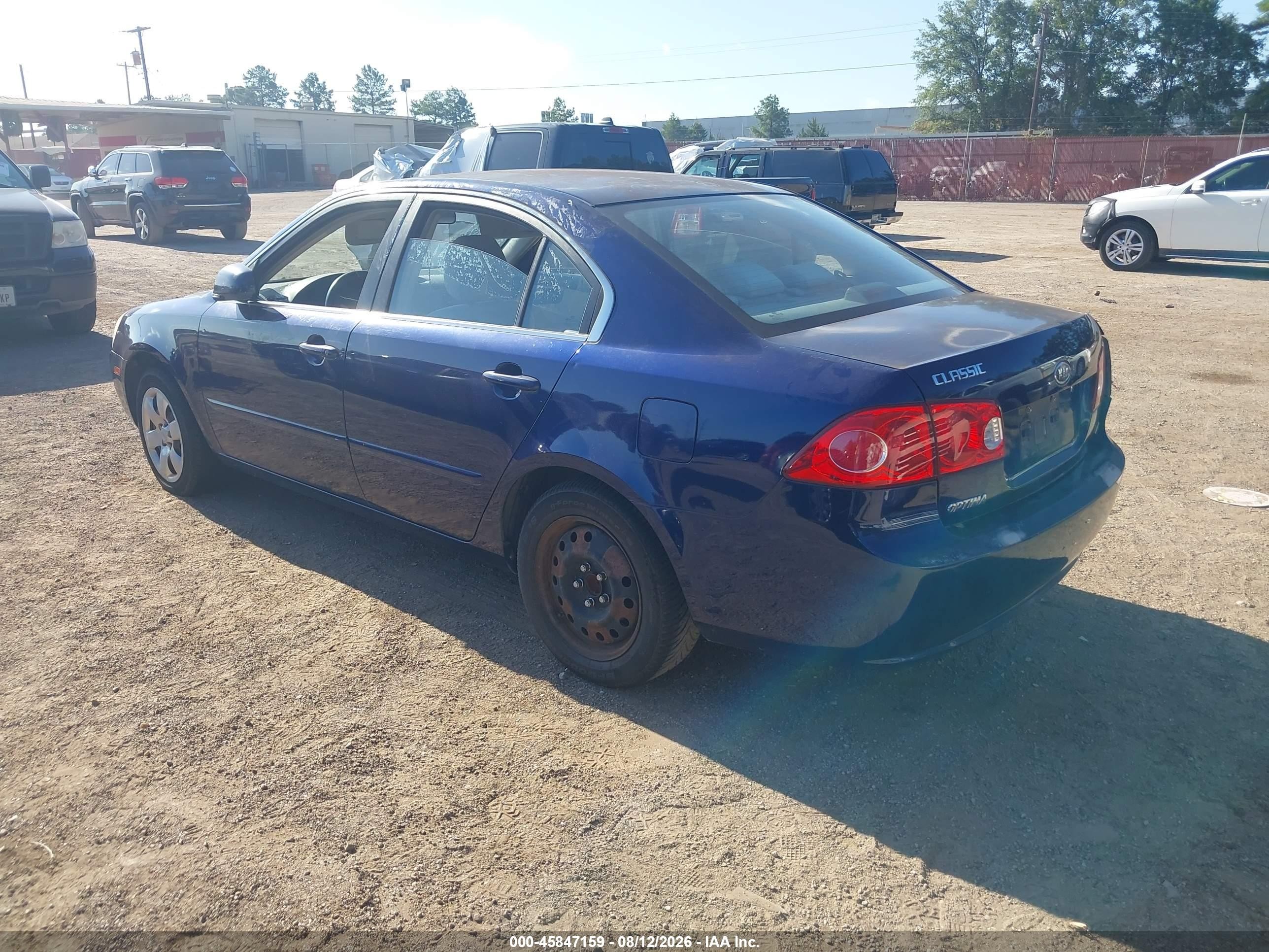 2008 Kia Optima Lx Blue vin: KNAGE123685242137