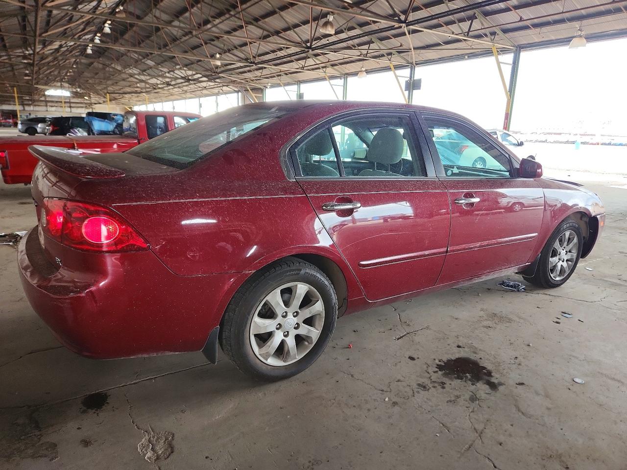 2007 Kia Optima Lx Red vin: KNAGE123775113841