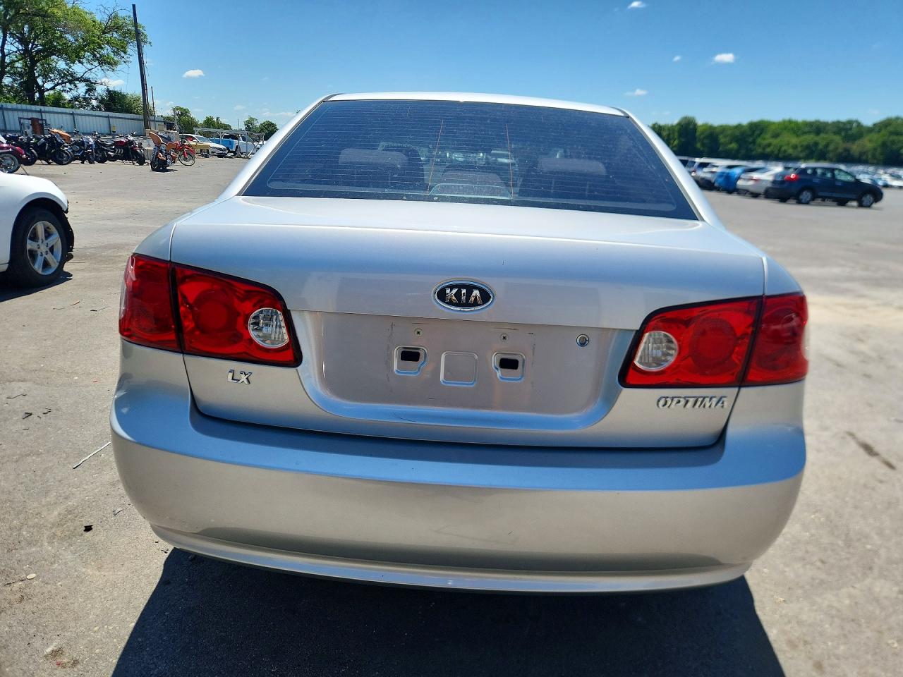2007 Kia Optima Lx Silver vin: KNAGE123775147004