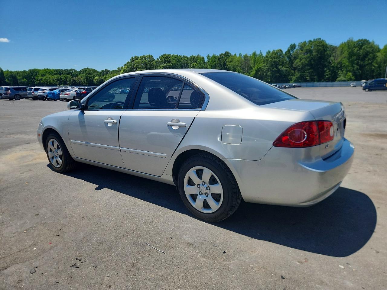2007 Kia Optima Lx Silver vin: KNAGE123775147004