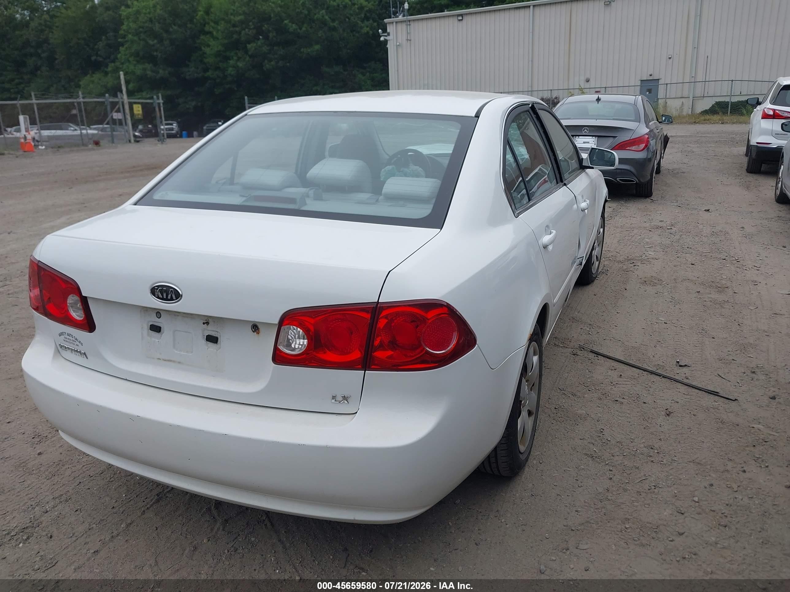 2007 Kia Optima Lx White vin: KNAGE123875100998