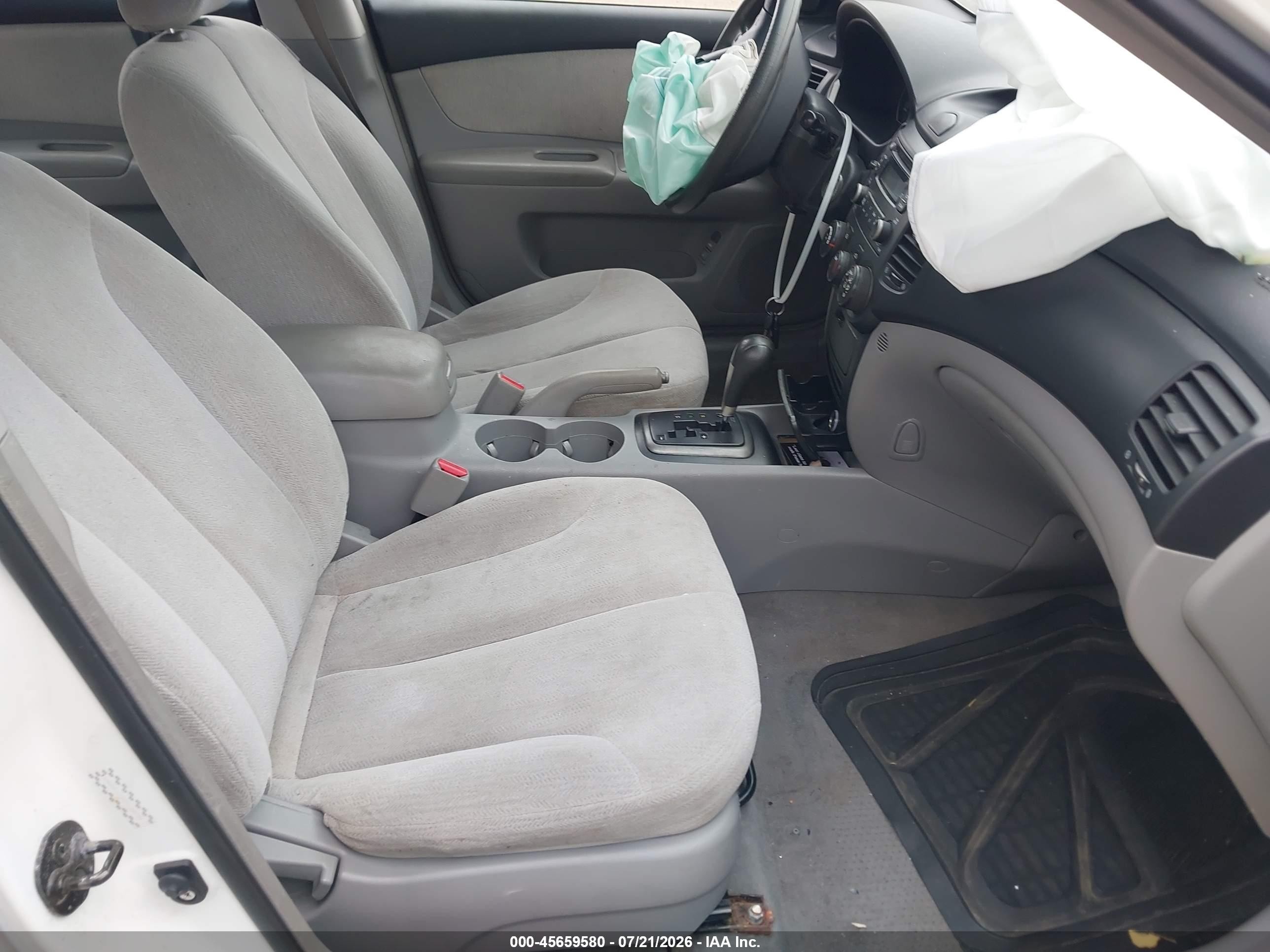 2007 Kia Optima Lx White vin: KNAGE123875100998