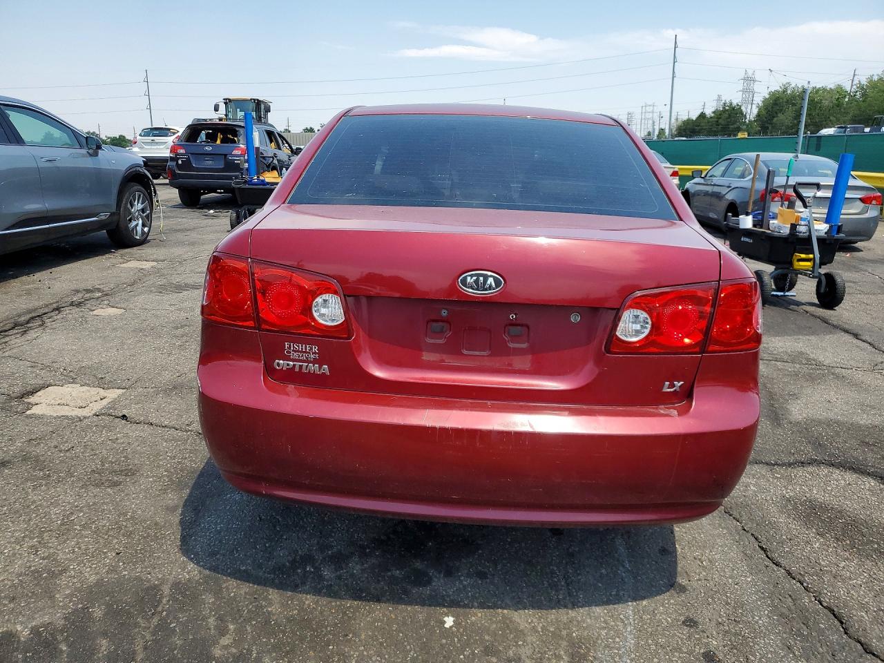 2007 Kia Optima Lx Burgundy vin: KNAGE123875137596