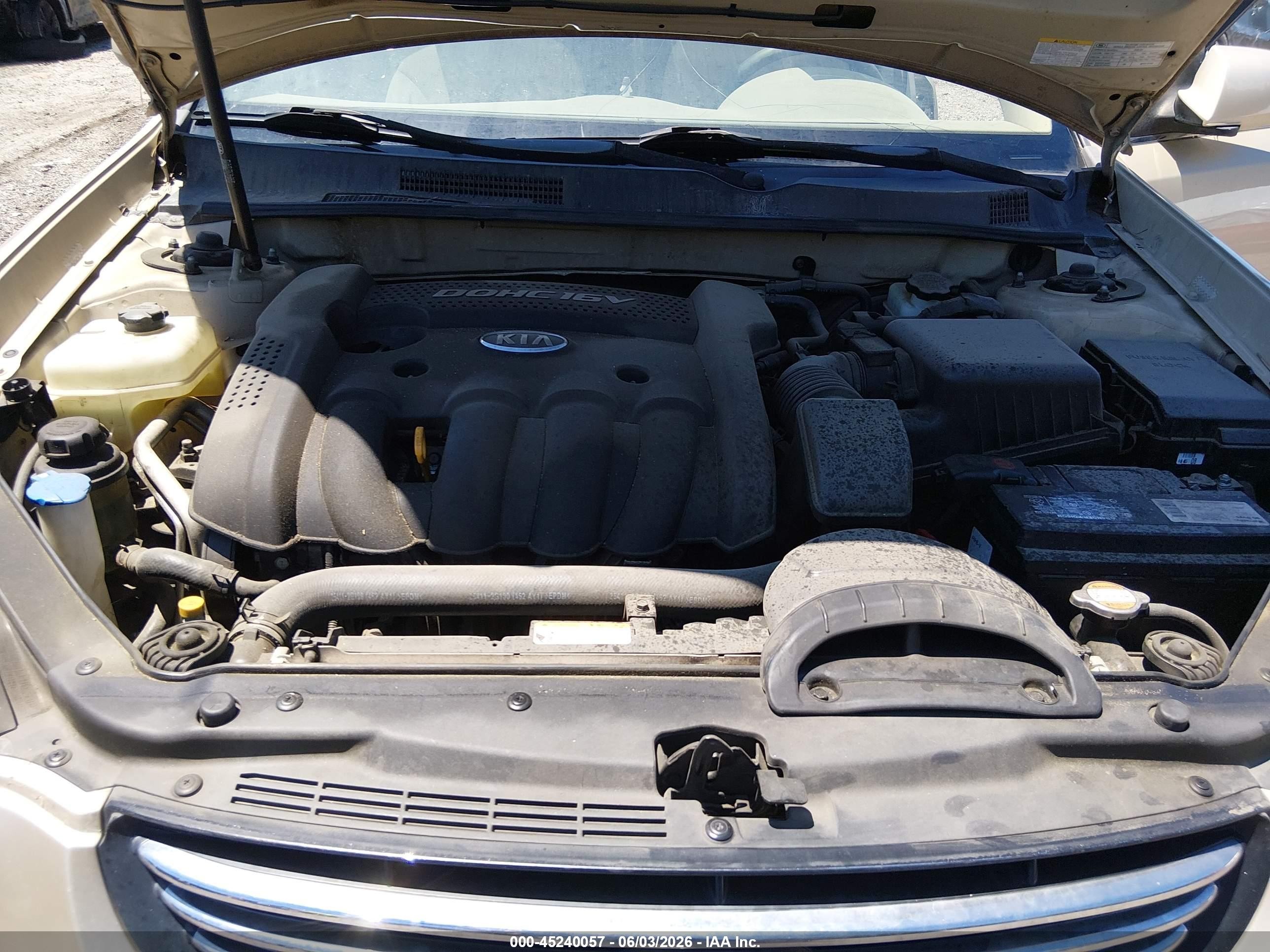 2008 Kia Optima Lx Cream vin: KNAGE123885222584