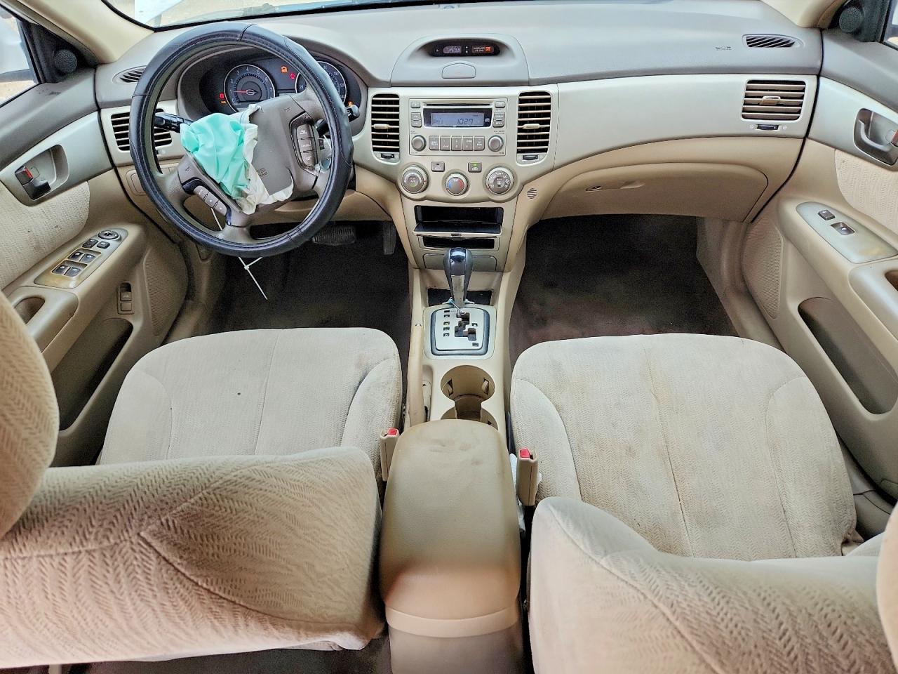 2008 Kia Optima Lx White vin: KNAGE123885229762