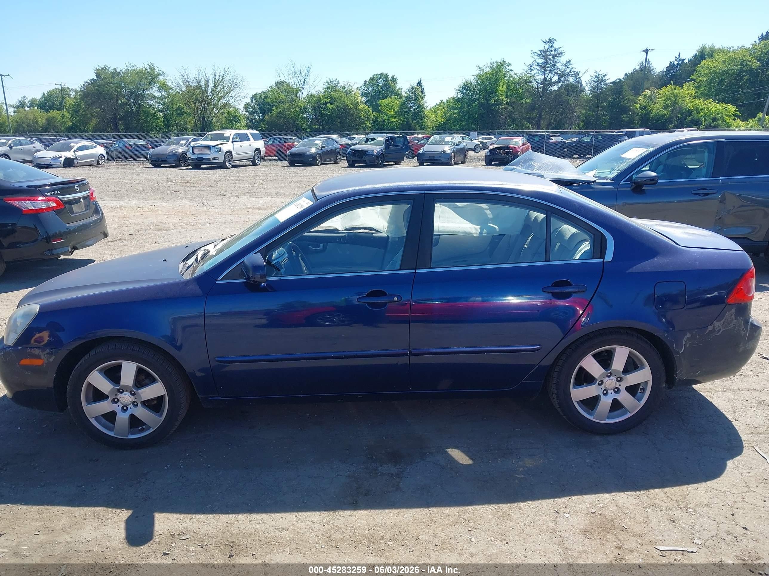 2007 Kia Optima Lx Синий vin: KNAGE123975114067
