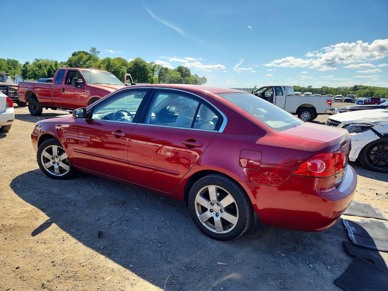 2007 Kia Optima Lx Burgundy vin: KNAGE123975139857
