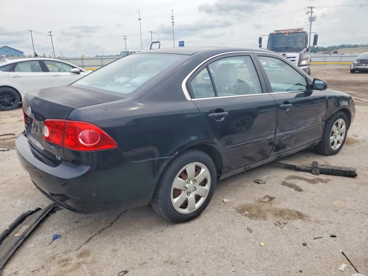2008 Kia Optima Lx Черный vin: KNAGE123985173685