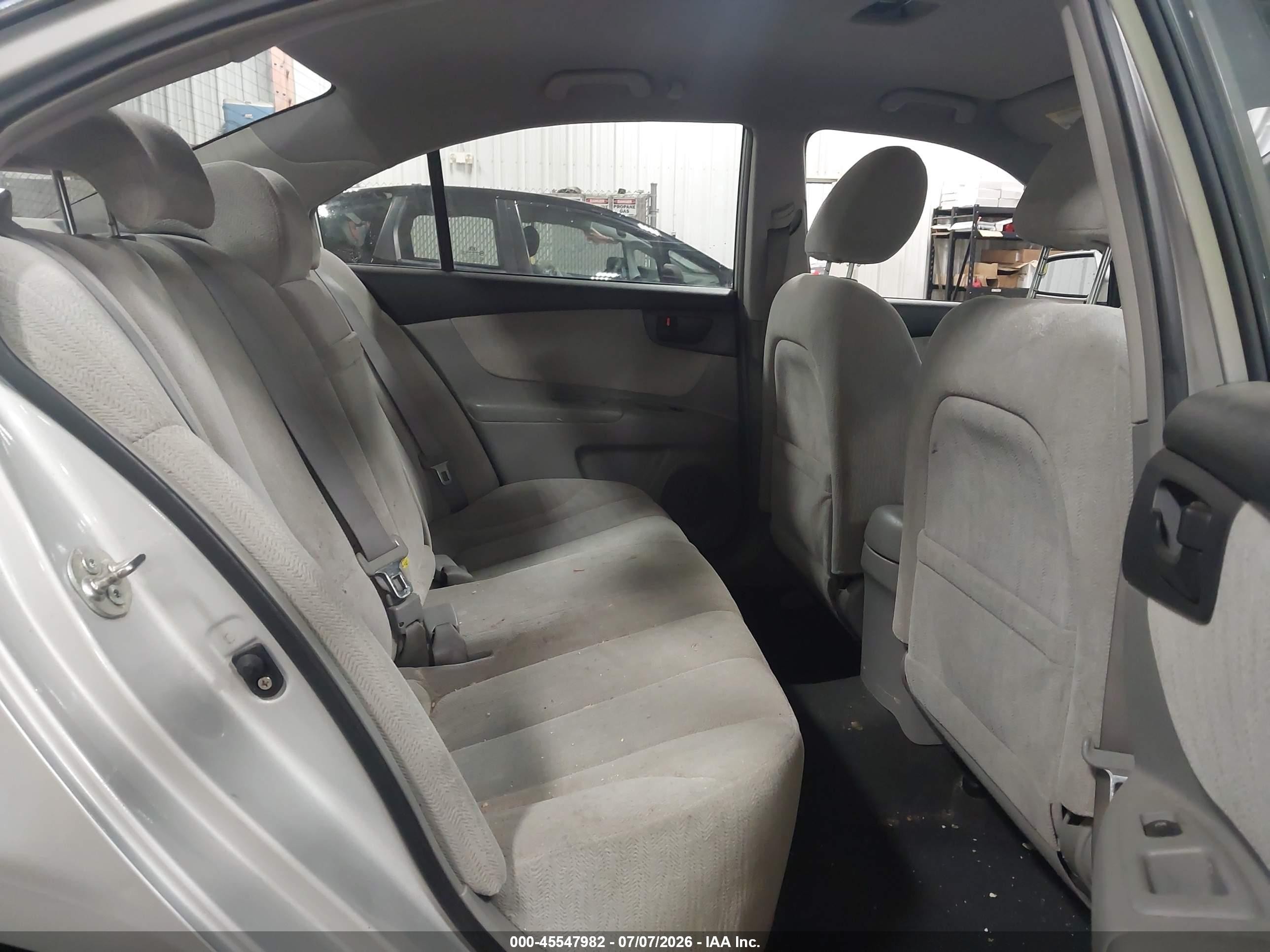 2008 Kia Optima Lx Silver vin: KNAGE123985202733