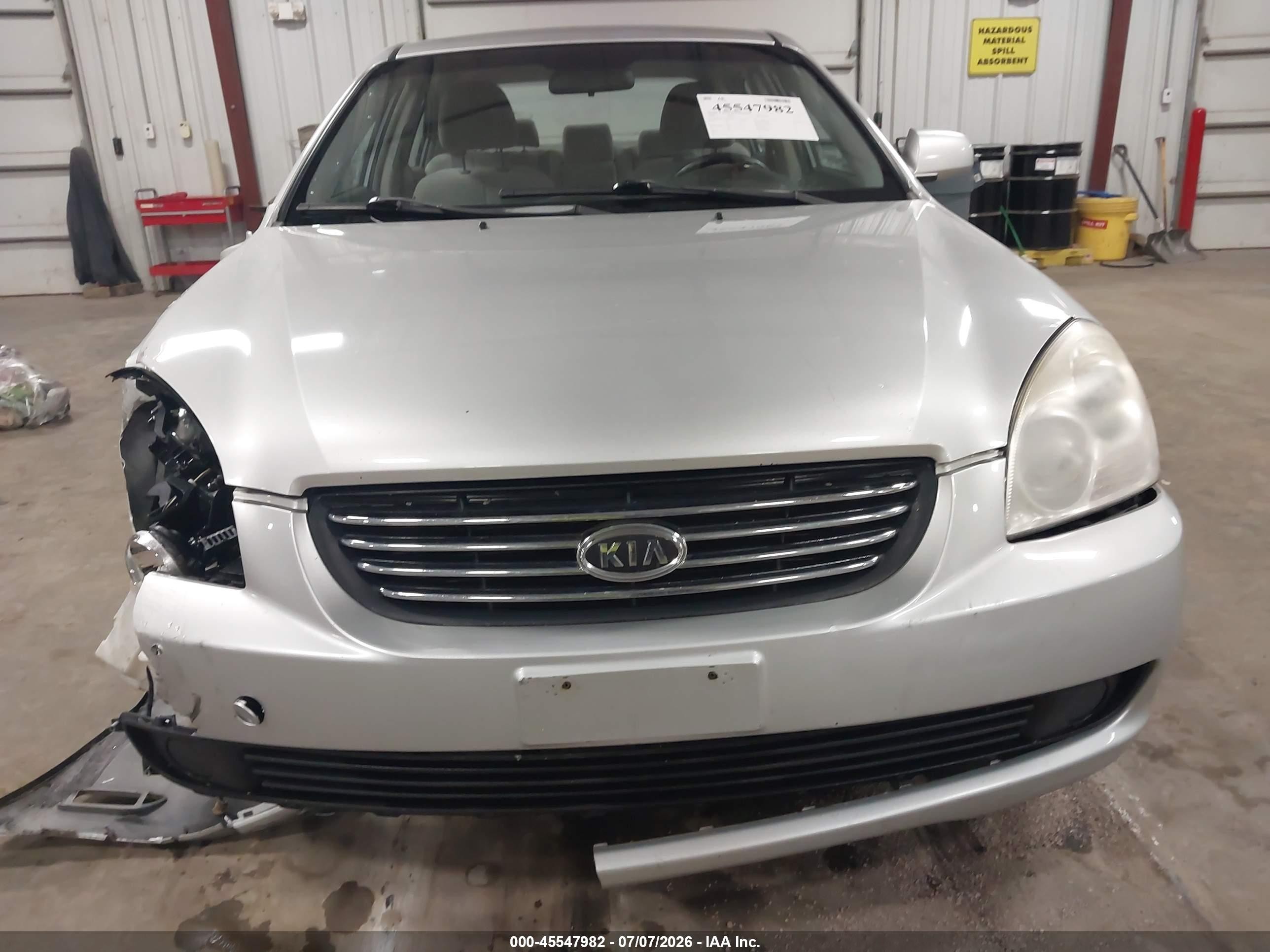 2008 Kia Optima Lx Silver vin: KNAGE123985202733