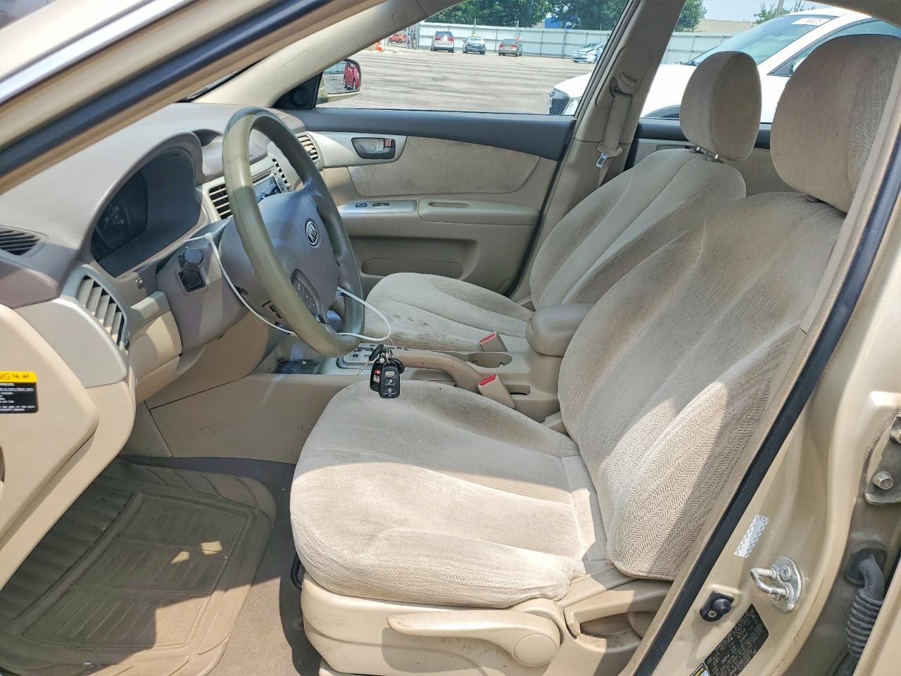 2008 Kia Optima Lx Beige vin: KNAGE123985203350