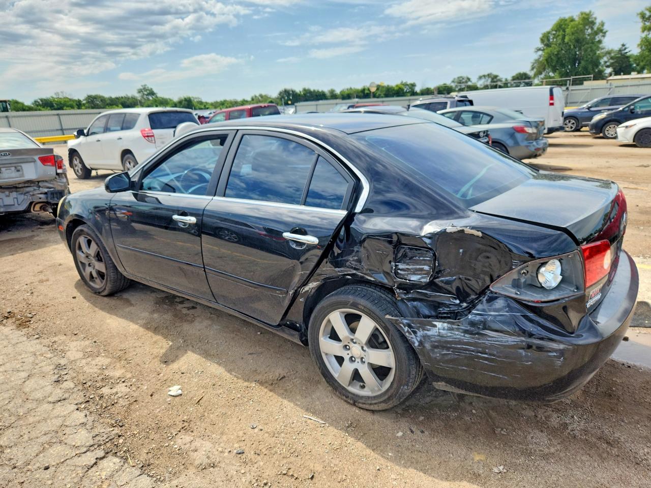 2008 Kia Optima Lx Черный vin: KNAGE123985238969