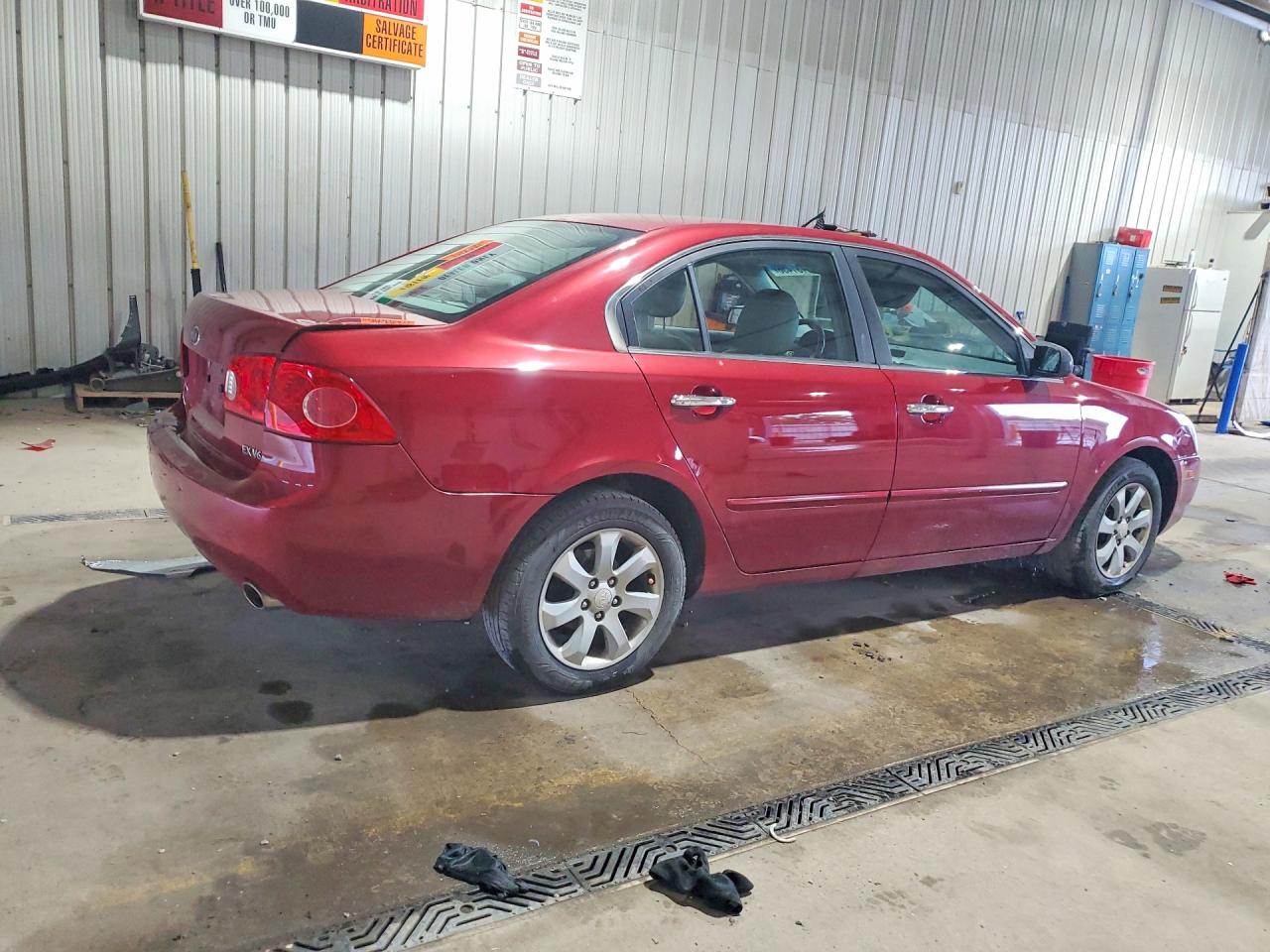 2007 Kia Optima Lx Темно-бордовый vin: KNAGE124175157889