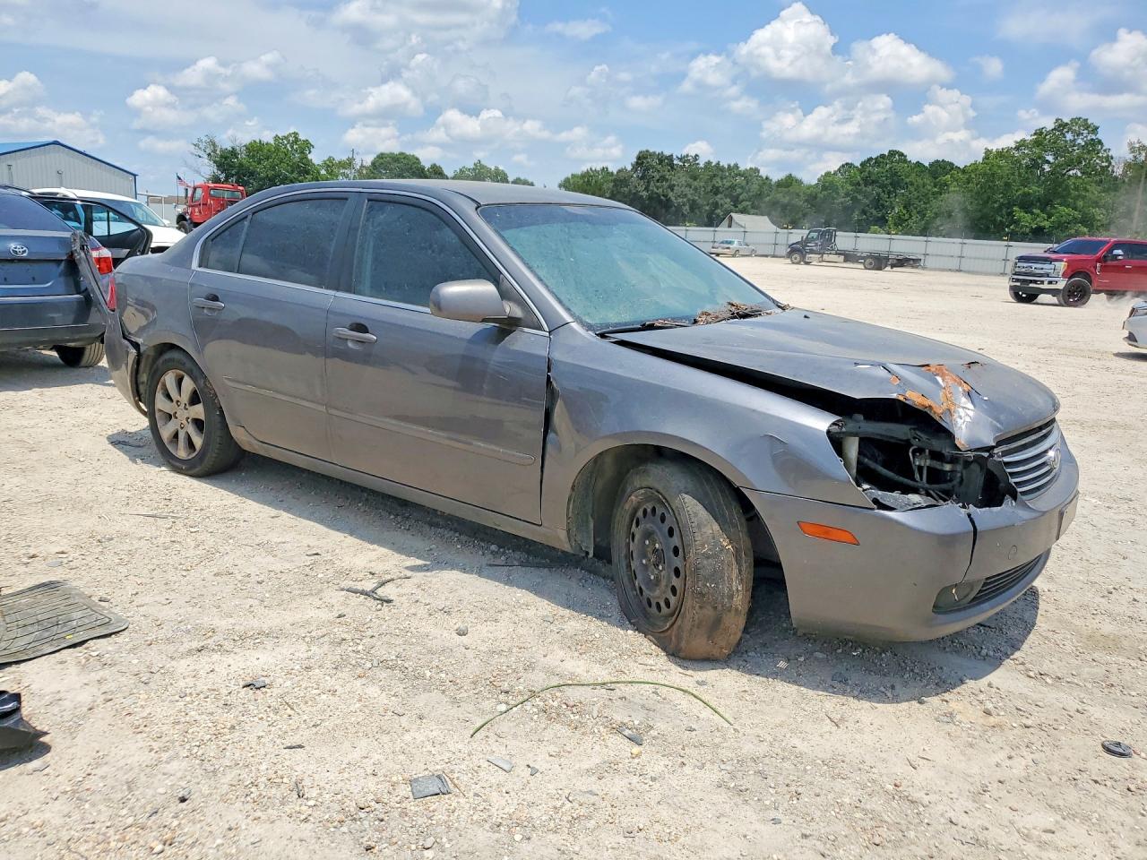 2008 Kia Optima Серебряный vin: KNAGE124385170824