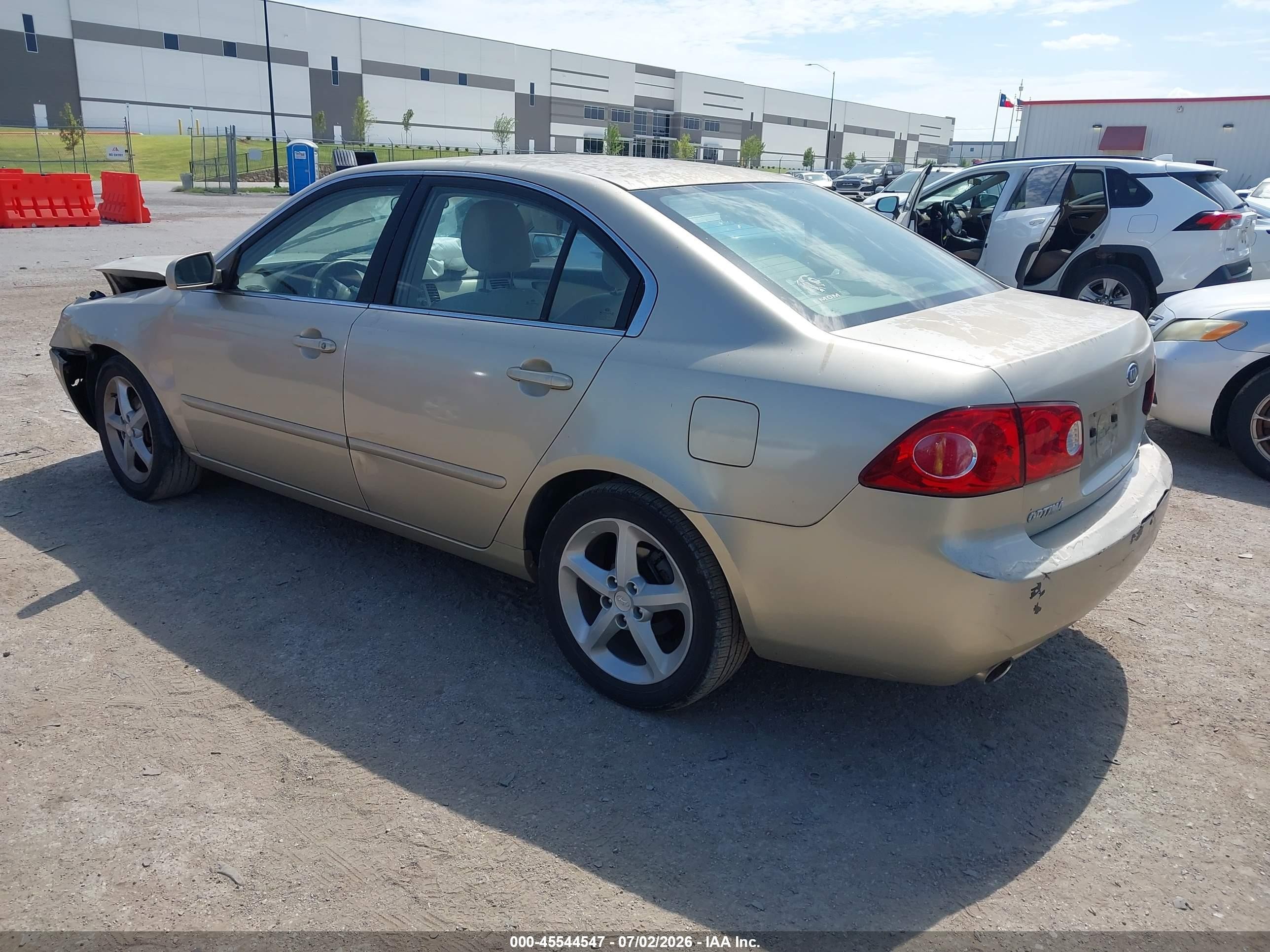 2007 Kia Optima Lx V6 Brown vin: KNAGE124475102370