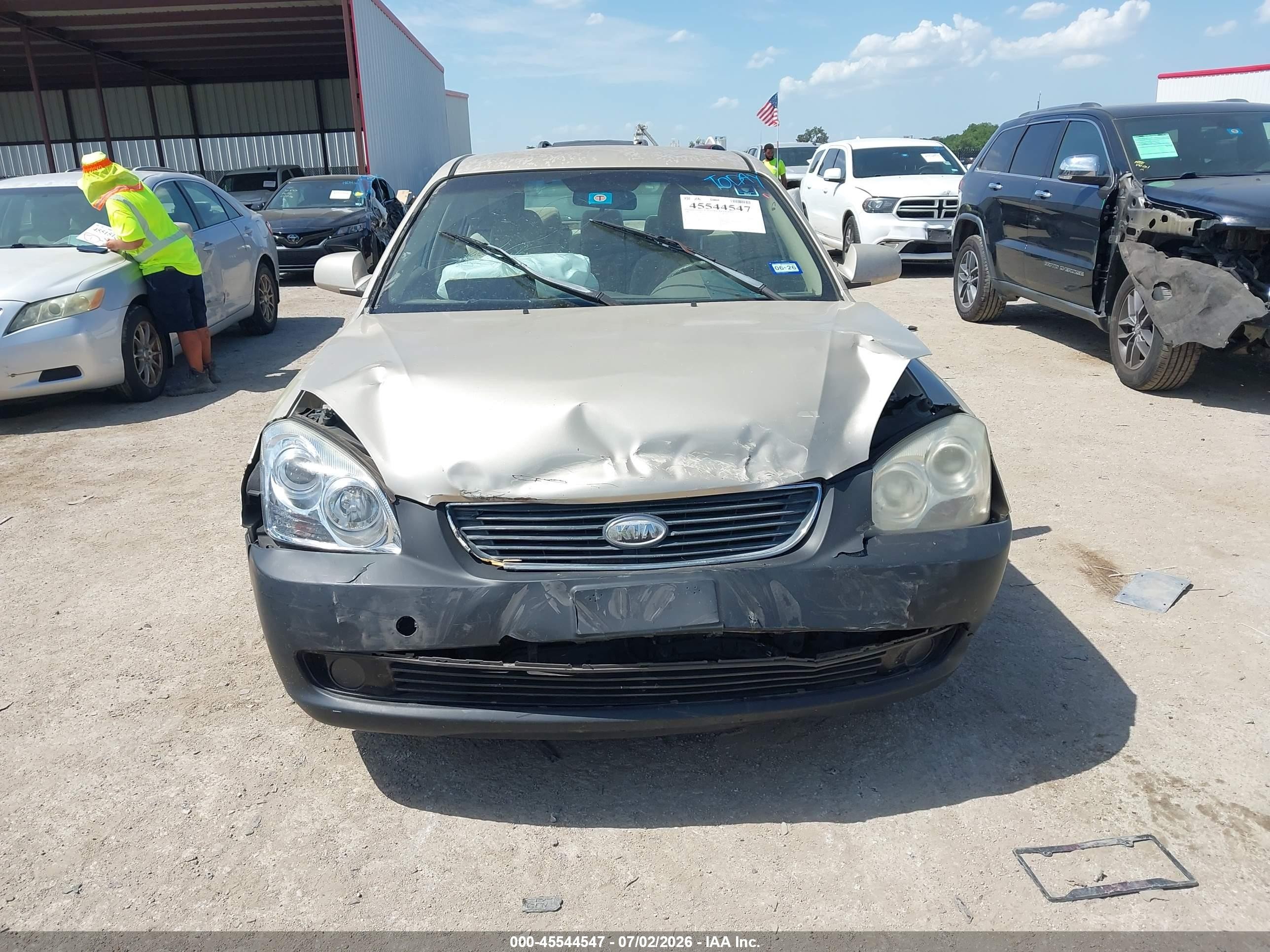 2007 Kia Optima Lx V6 Brown vin: KNAGE124475102370