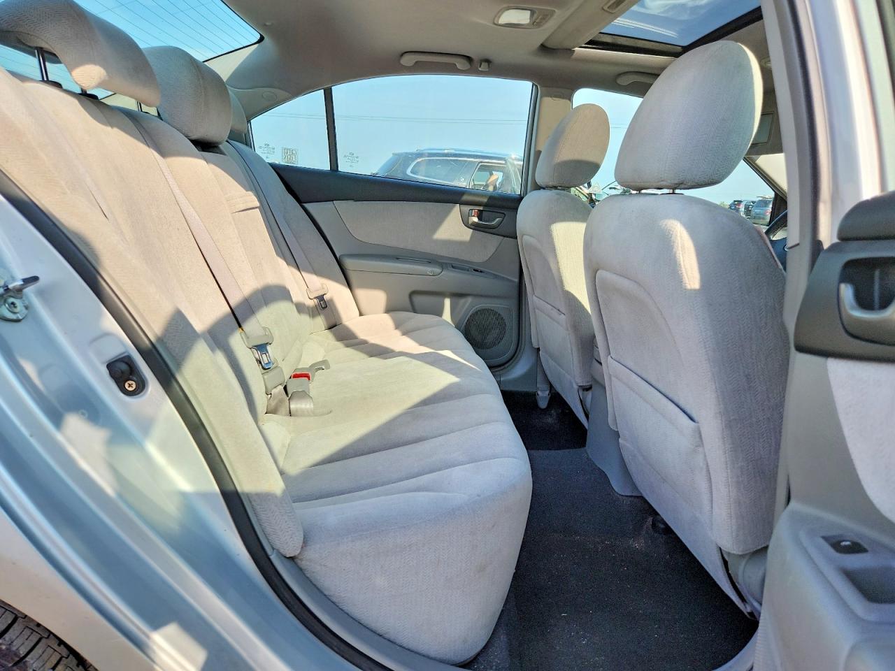 2007 Kia Optima Lx Silver vin: KNAGE124575153554