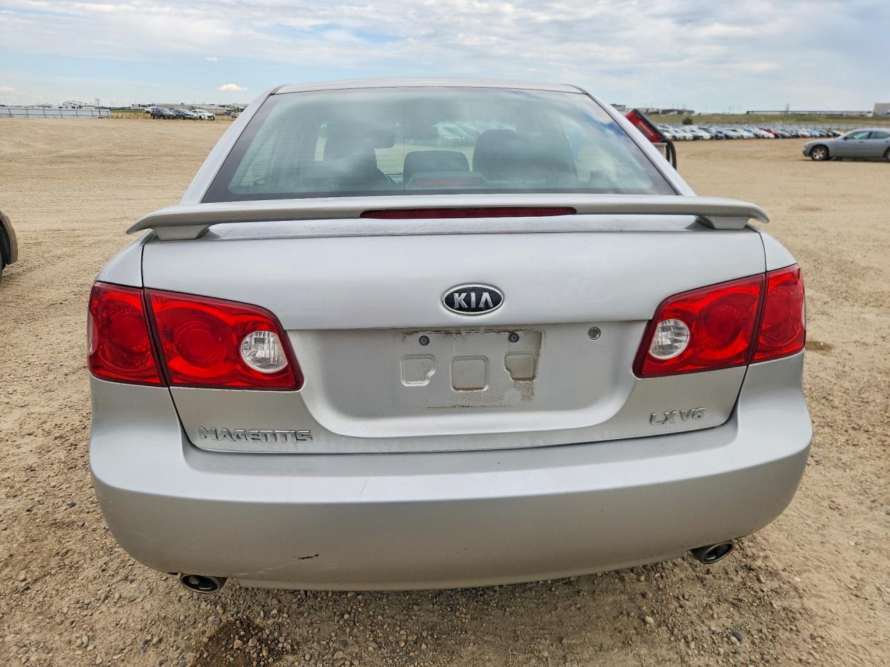 2008 Kia Optima Lx Silver vin: KNAGE124585258600