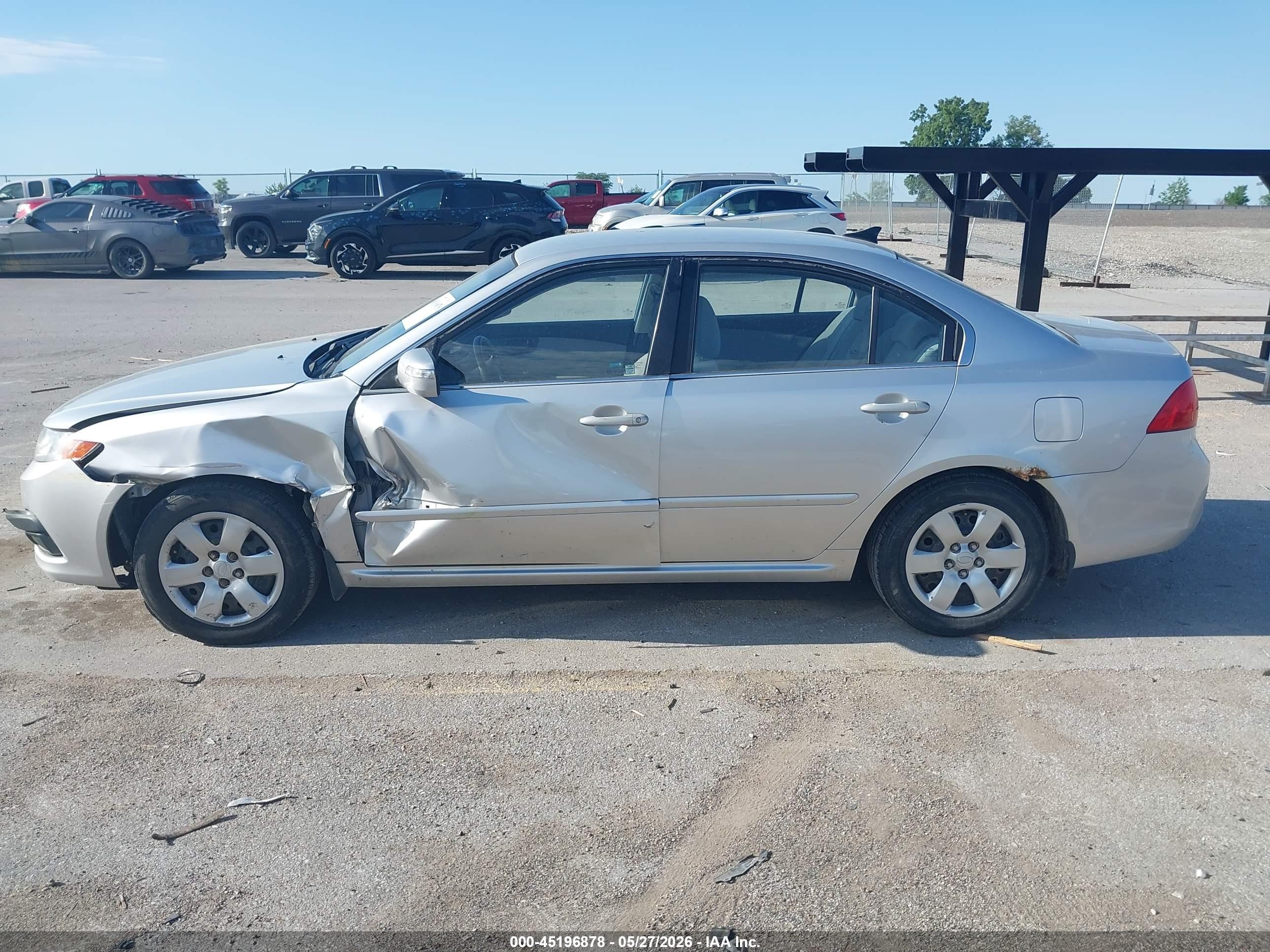 2009 Kia Optima Lx Silver vin: KNAGE228095351048