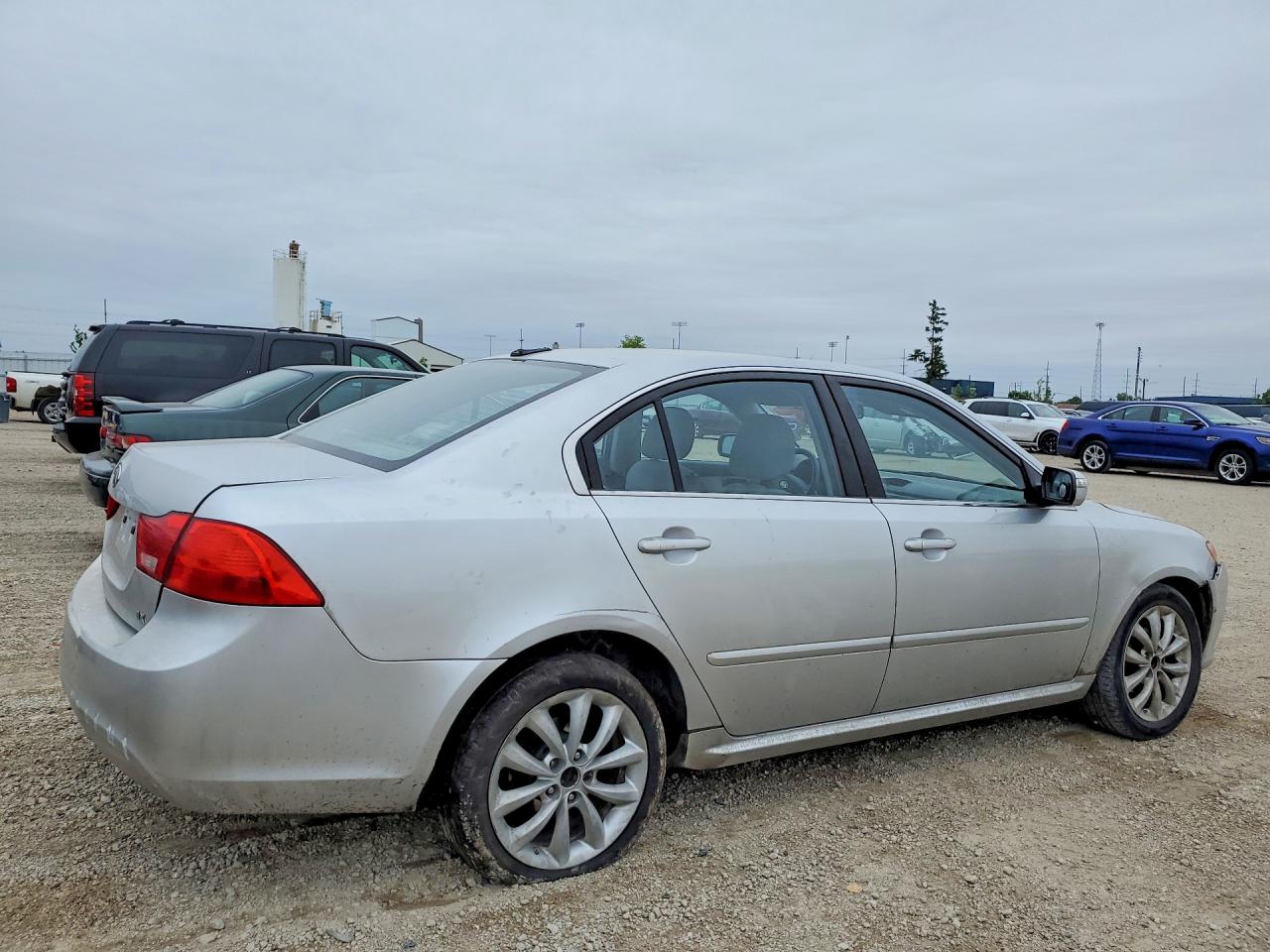 2009 Kia Optima Lx Silver vin: KNAGE228195282998