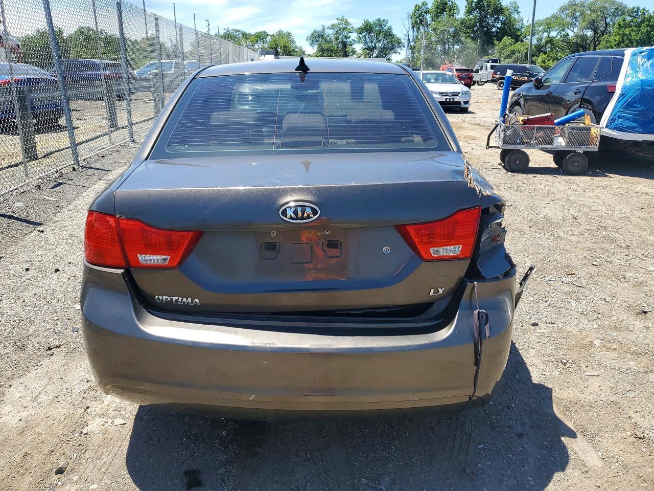 2009 Kia Optima Lx Brown vin: KNAGE228195295931