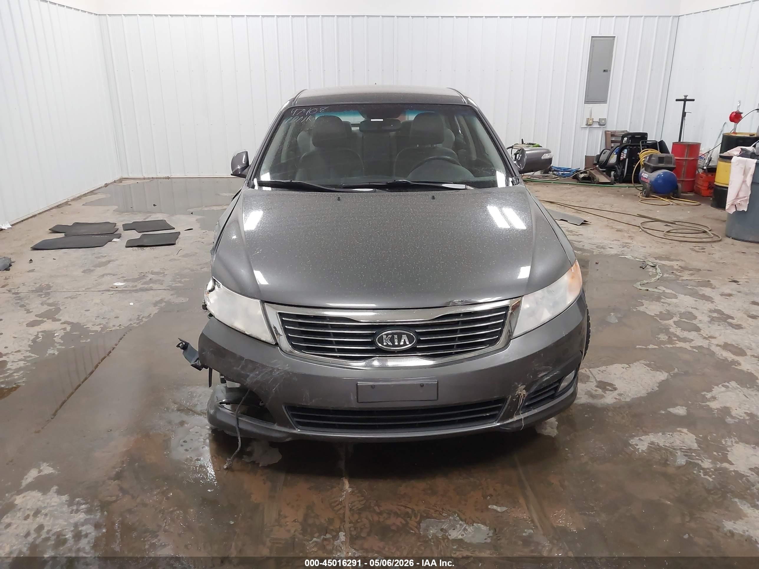 2009 Kia Optima Ex Gray vin: KNAGE228195320262