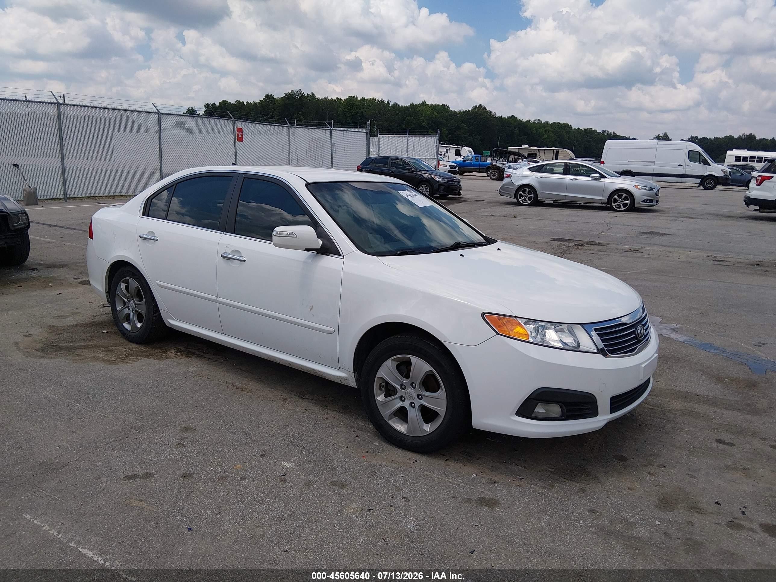 2009 Kia Optima Ex White vin: KNAGE228295295131