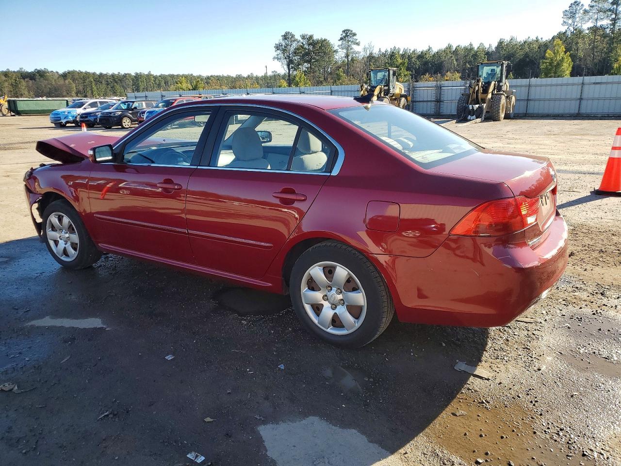 2009 Kia Optima Lx Burgundy vin: KNAGE228295319315