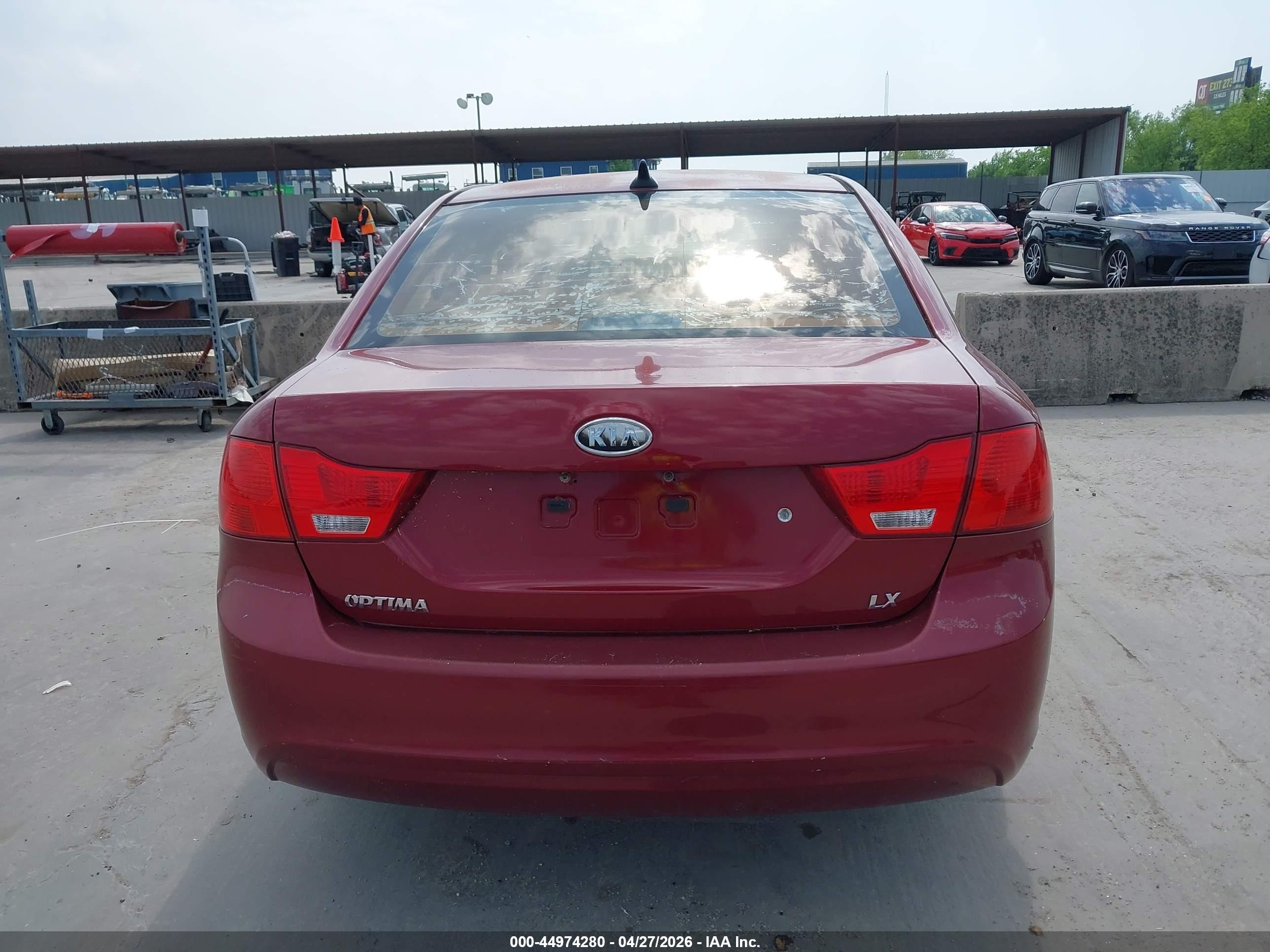 2009 Kia Optima Lx Red vin: KNAGE228295322649