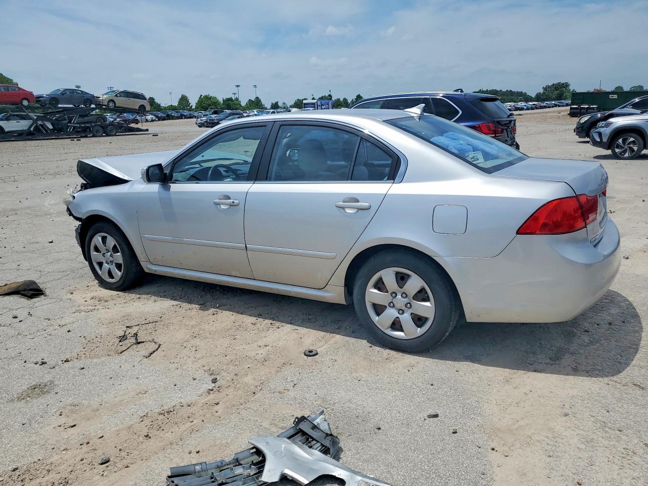 2009 Kia Optima Lx Серебряный vin: KNAGE228495321454
