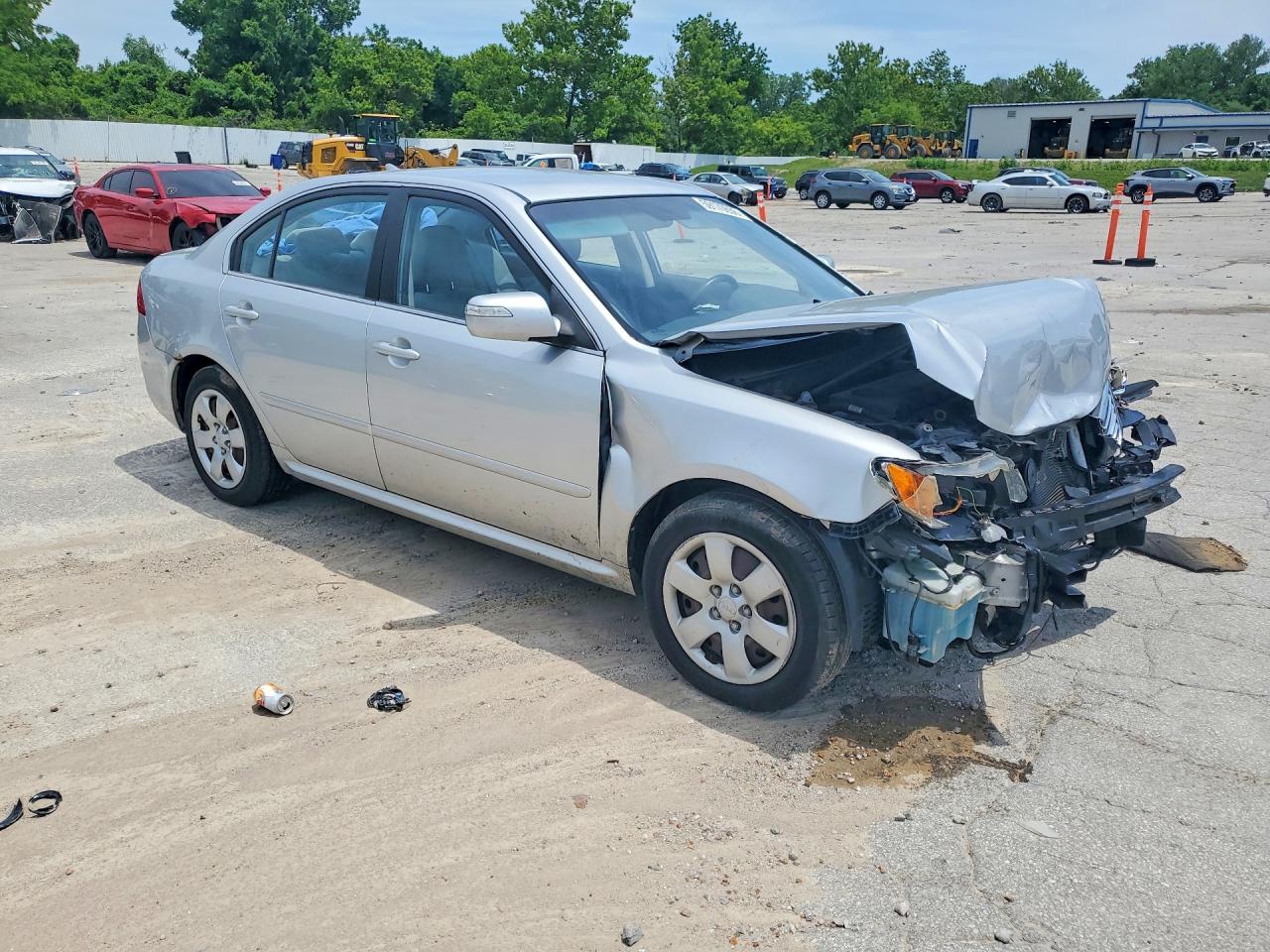 2009 Kia Optima Lx Серебряный vin: KNAGE228495321454