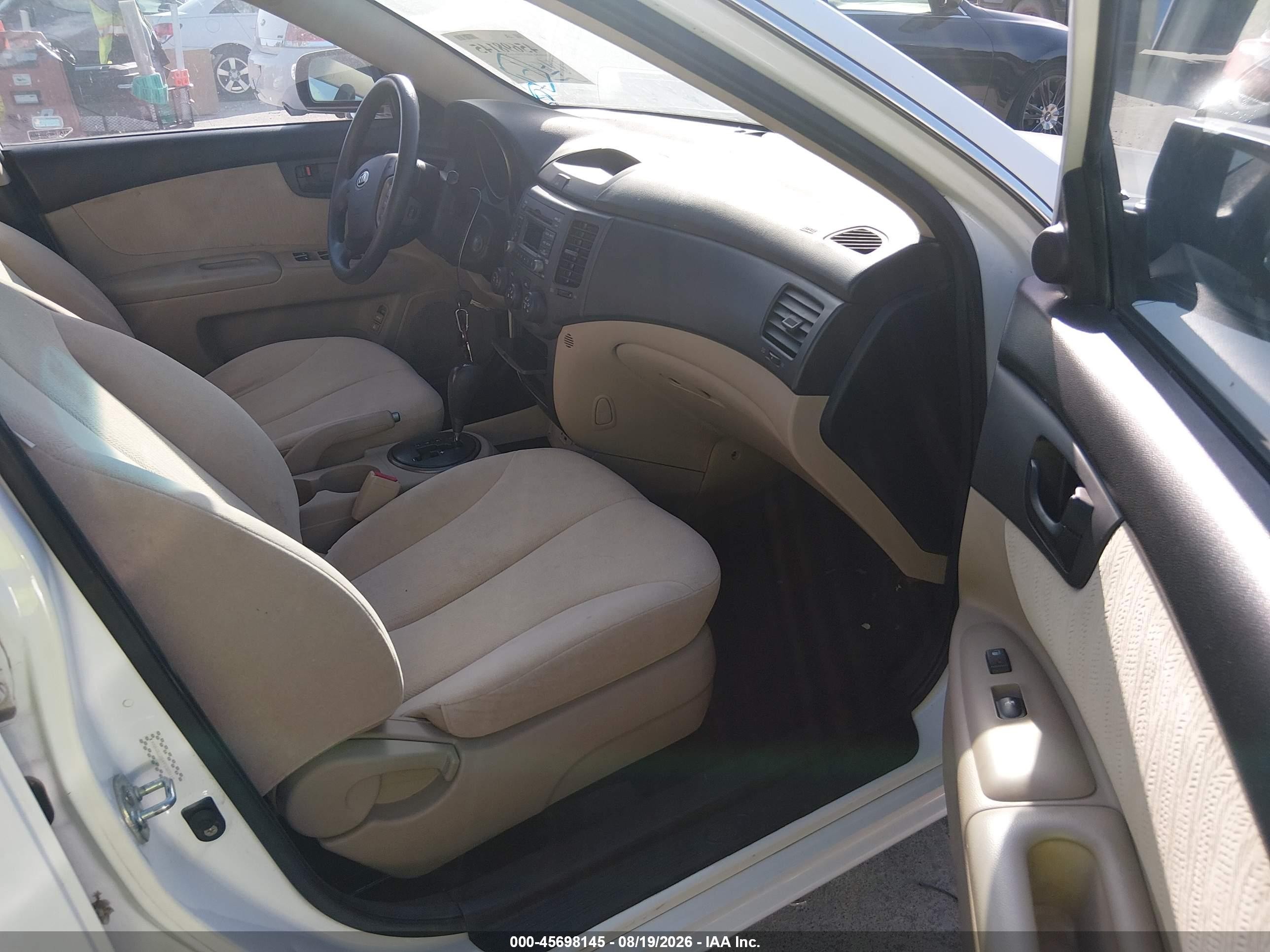 2009 Kia Optima Lx White vin: KNAGE228495323110