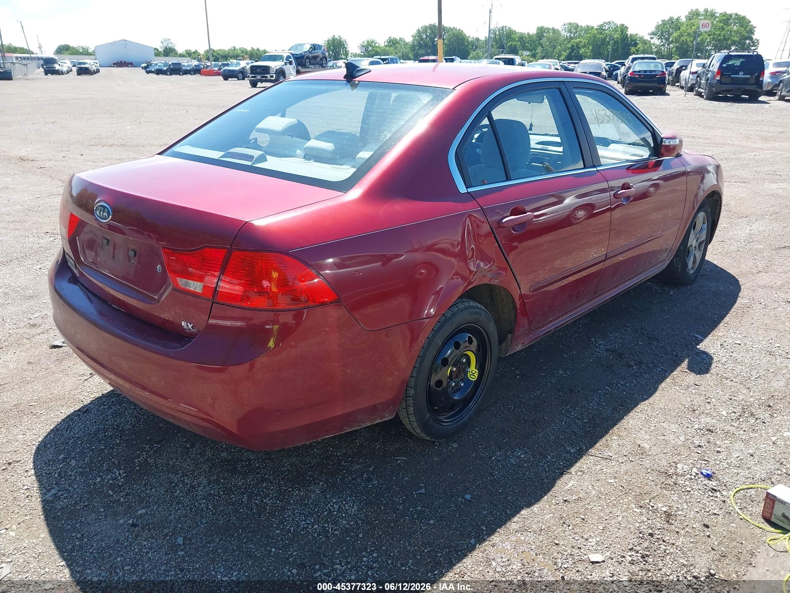 2009 Kia Optima Lx Red vin: KNAGE228595359260