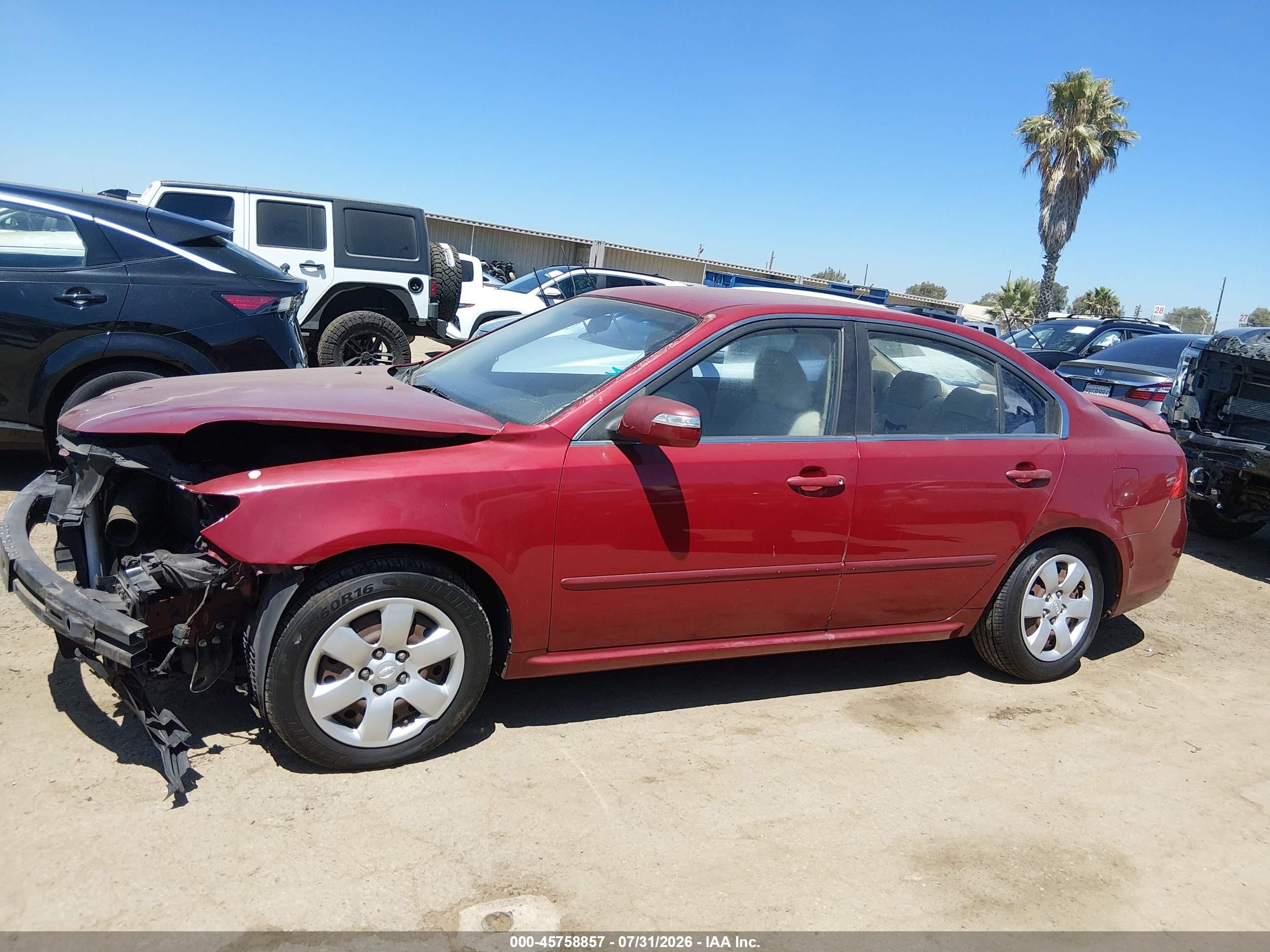 2009 Kia Optima Lx Burgundy vin: KNAGE228895321747