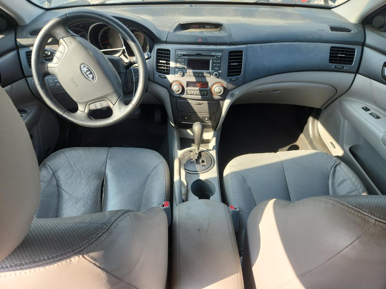 2009 Kia Optima Lx Black vin: KNAGE228995311678