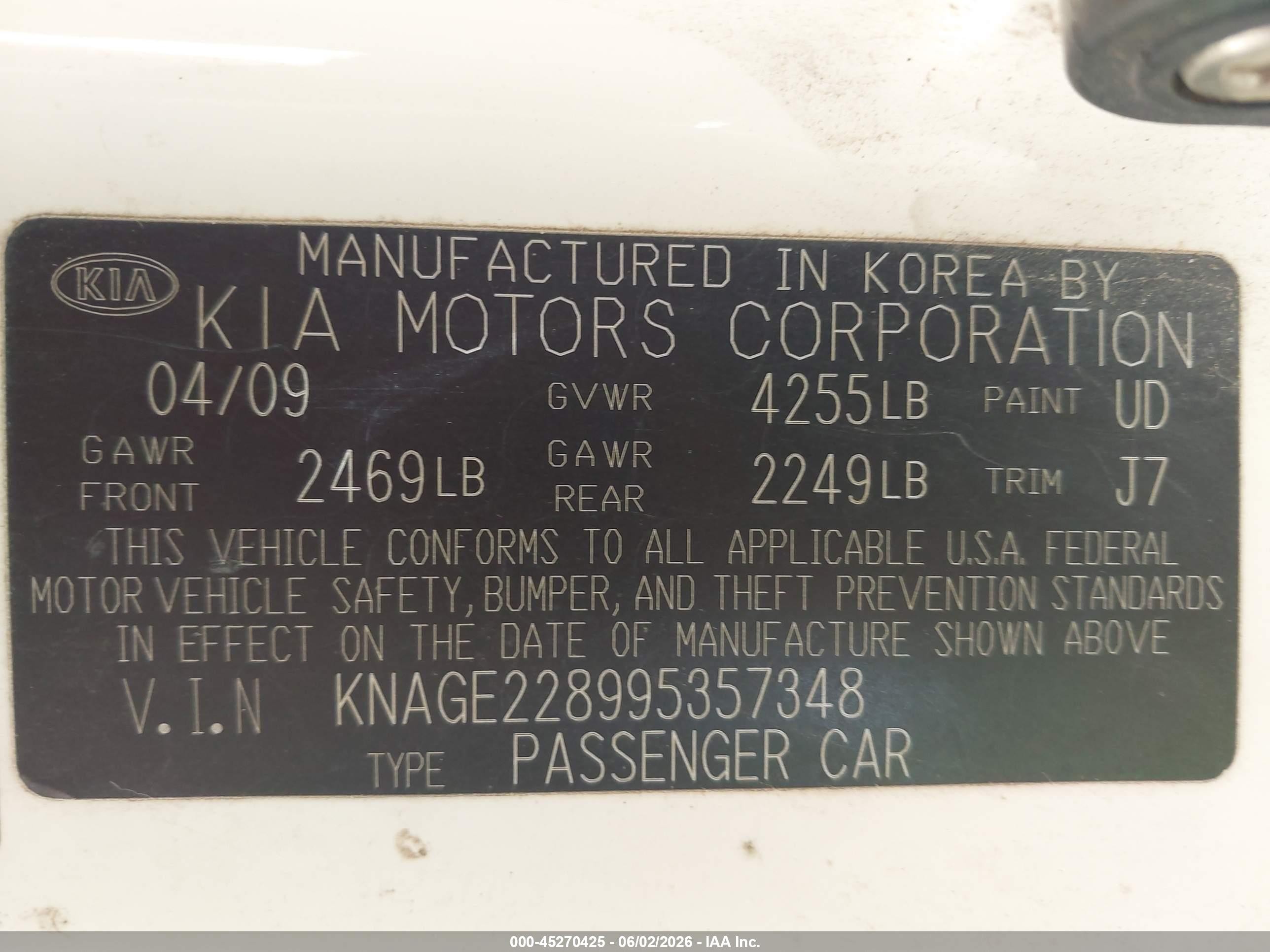 2009 Kia Optima Lx White vin: KNAGE228995357348