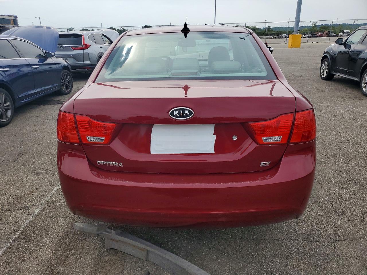 2009 Kia Optima Lx Red vin: KNAGE228X95306683