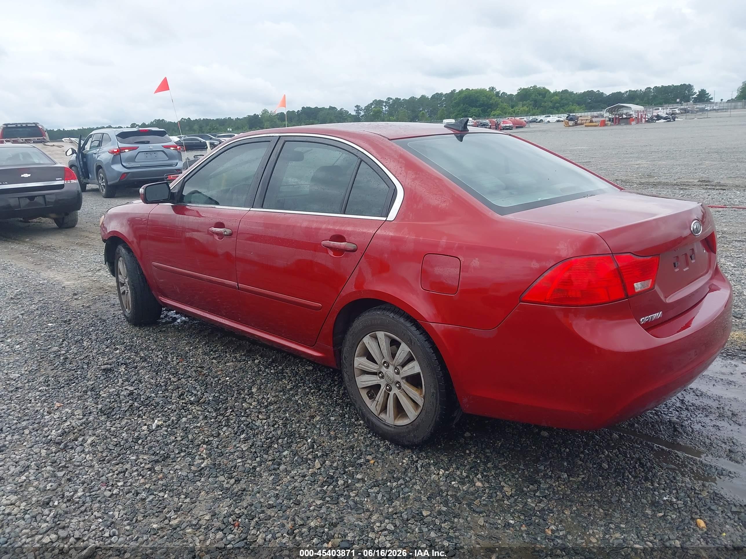 2010 Kia Optima Lx Red vin: KNAGG4A80A5447774