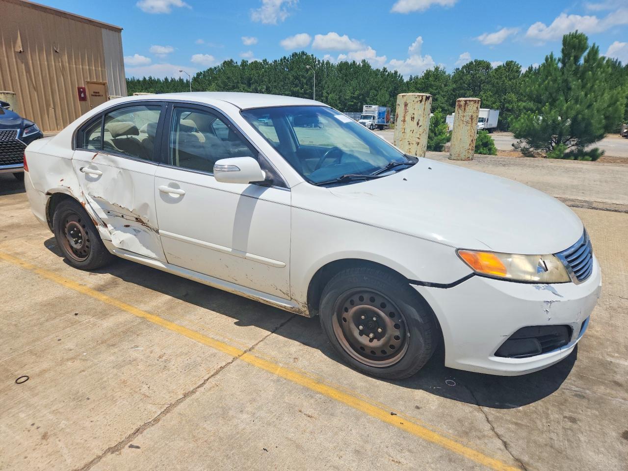 2010 Kia Optima Lx White vin: KNAGG4A83A5383018