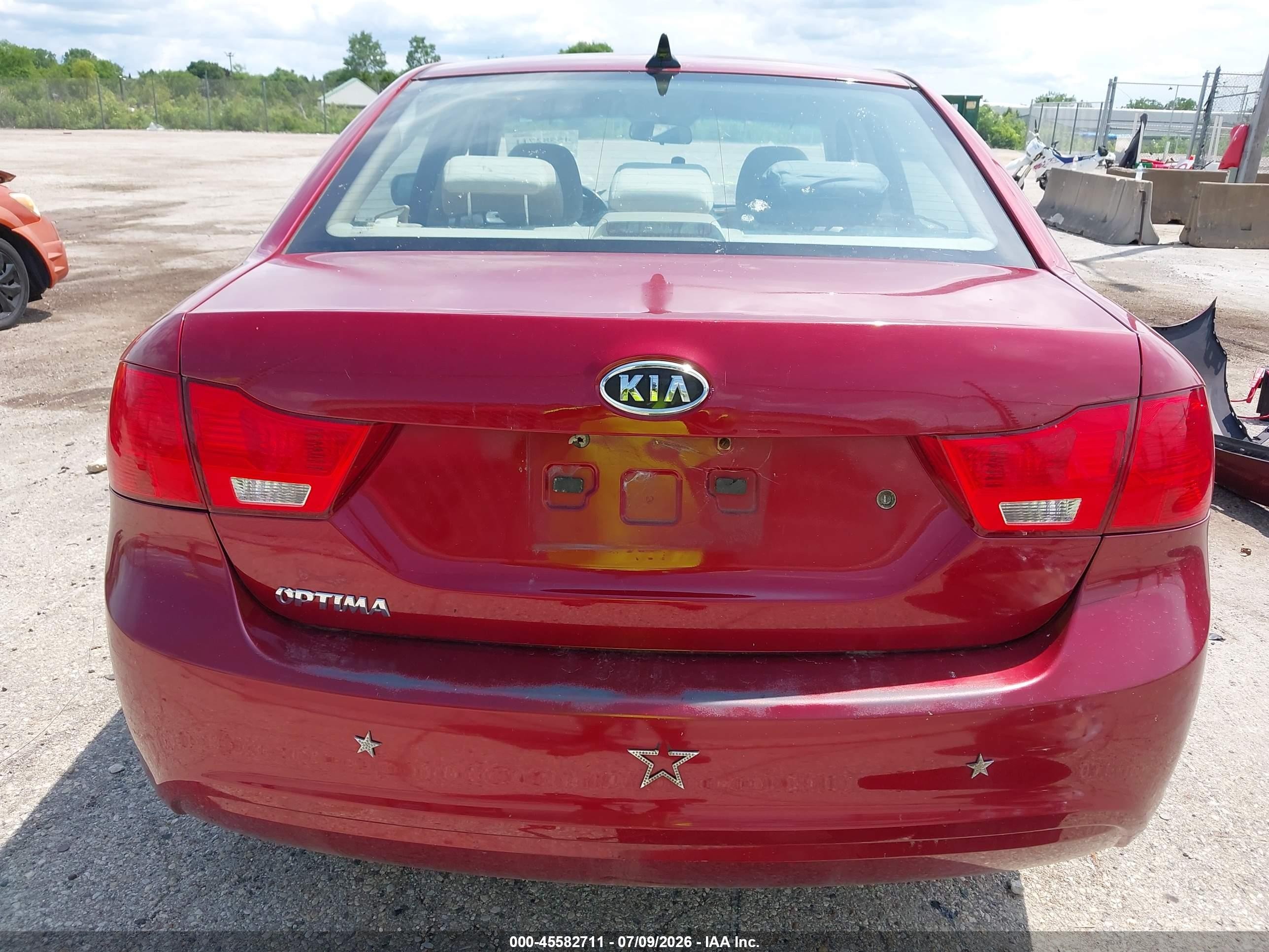 2010 Kia Optima Lx Red vin: KNAGG4A83A5435084