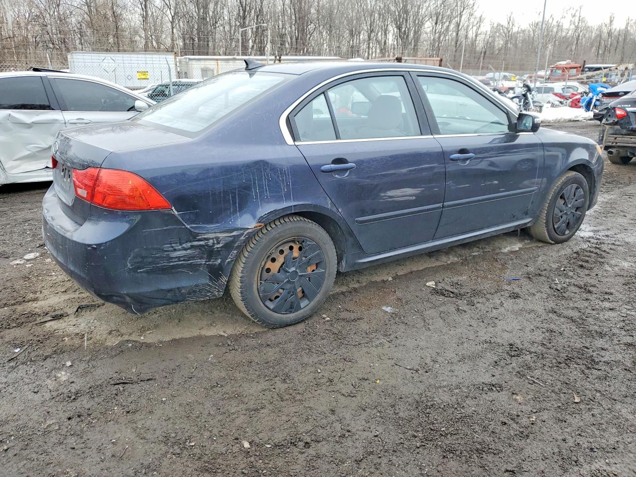 2010 Kia Optima Lx Blue vin: KNAGG4A85A5381285
