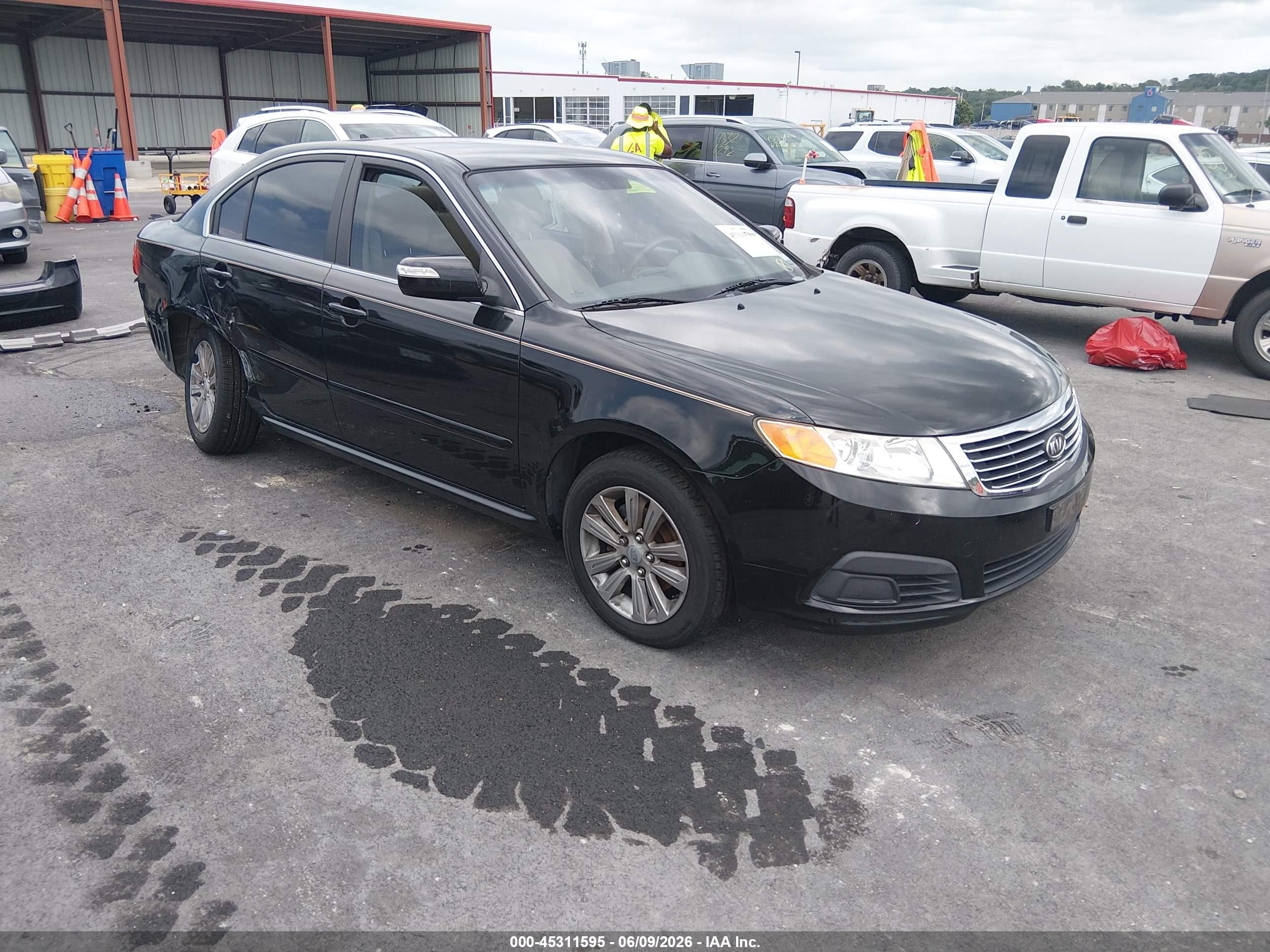 2010 Kia Optima Lx Черный vin: KNAGG4A85A5414642