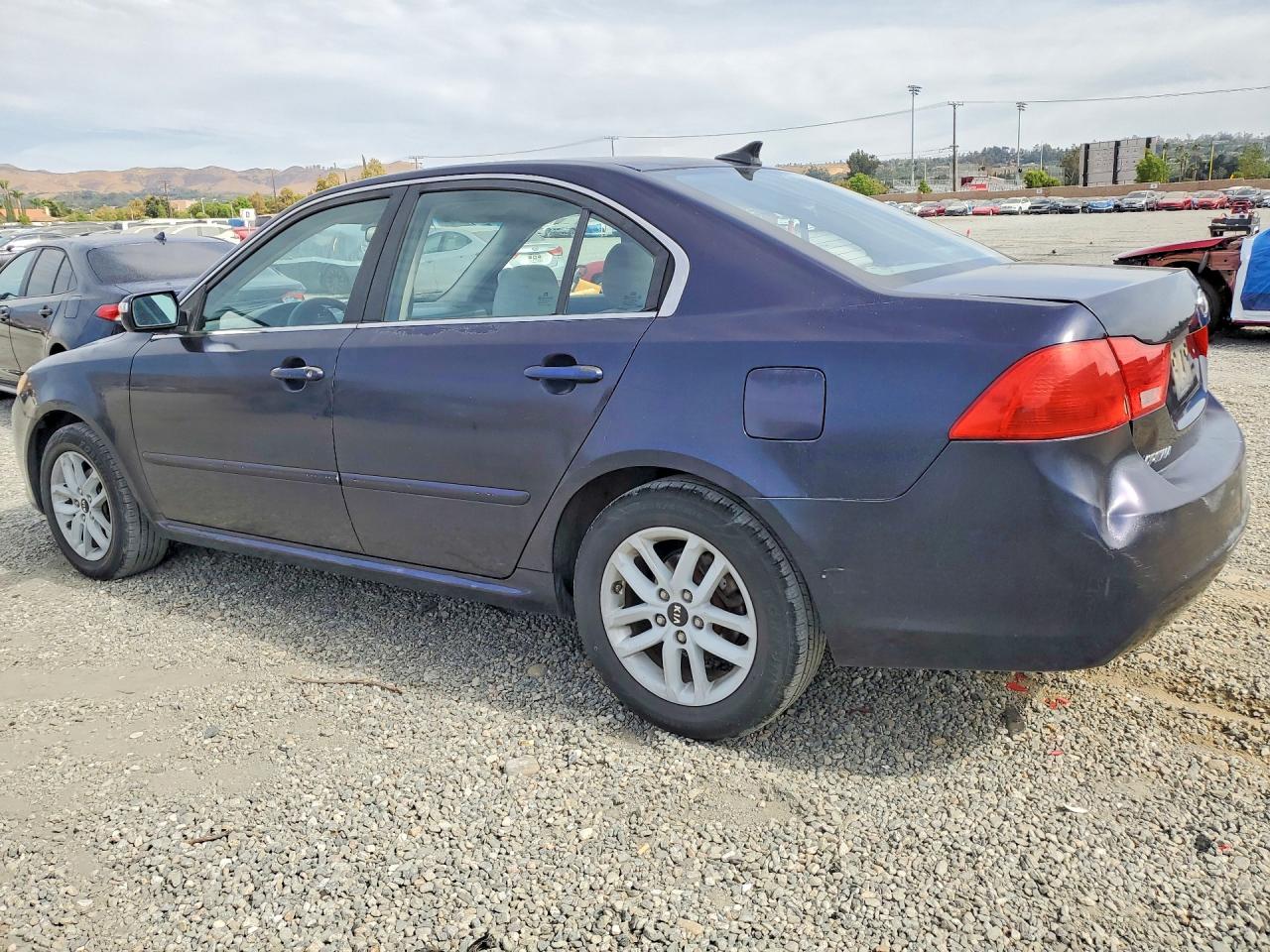 2010 Kia Optima Lx Blue vin: KNAGG4A85A5433322