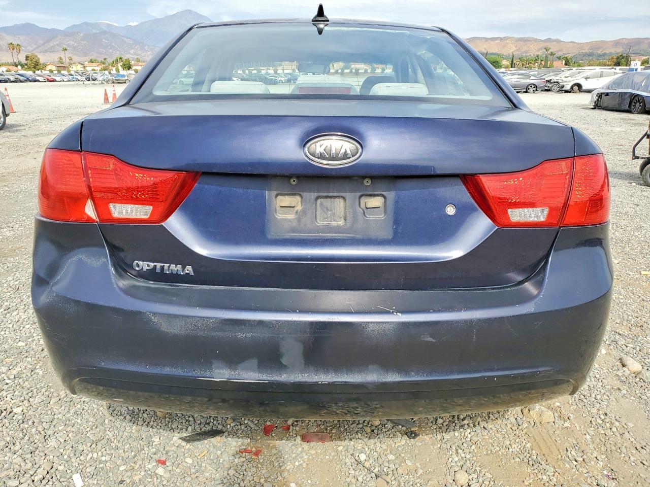 2010 Kia Optima Lx Blue vin: KNAGG4A85A5433322