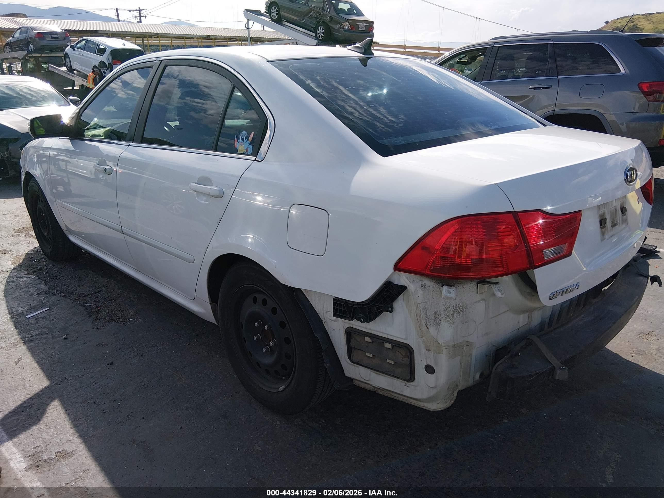 2010 Kia Optima Lx White vin: KNAGG4A88A5409628