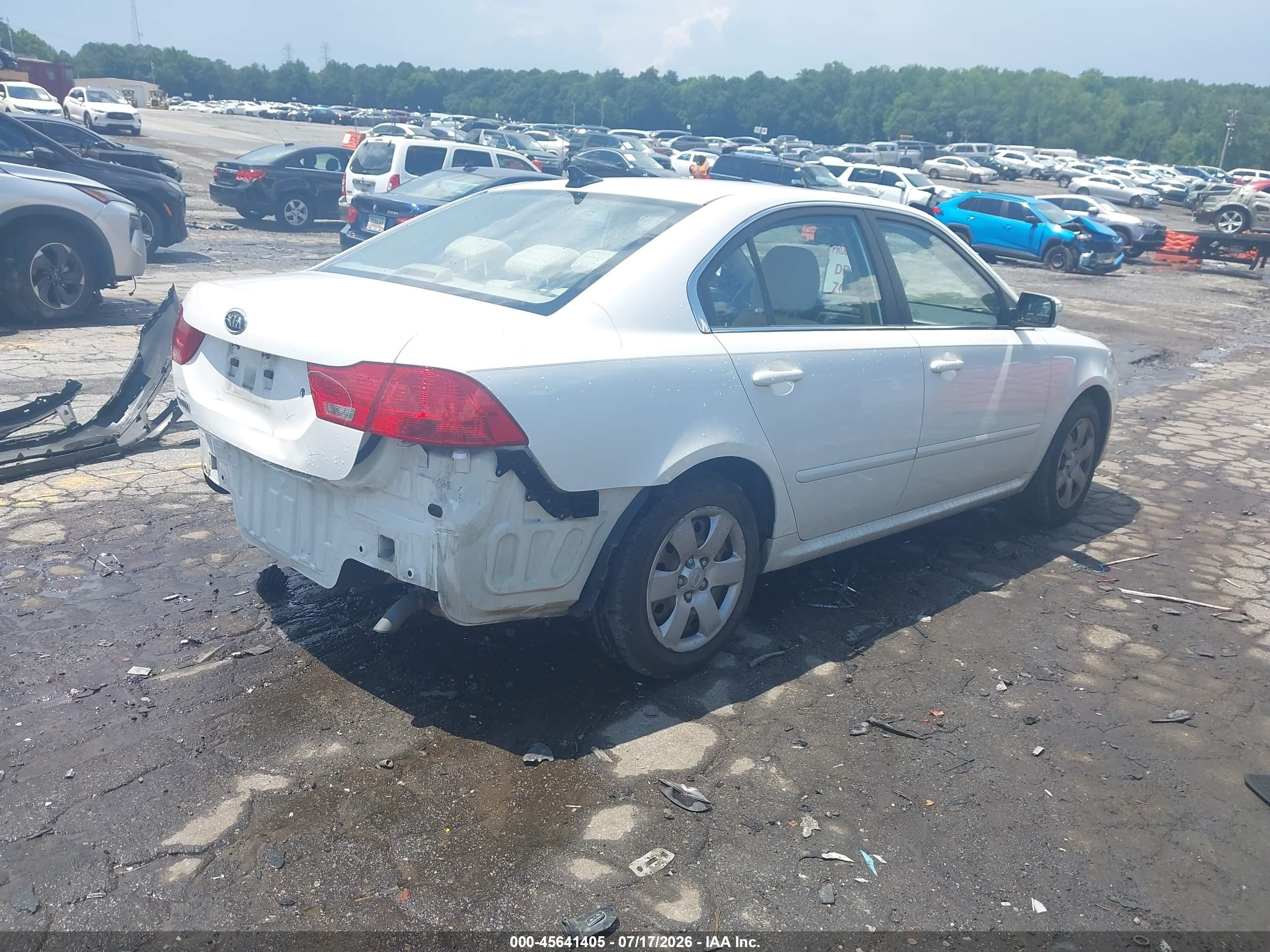 2010 Kia Optima Lx White vin: KNAGG4A8XA5435583