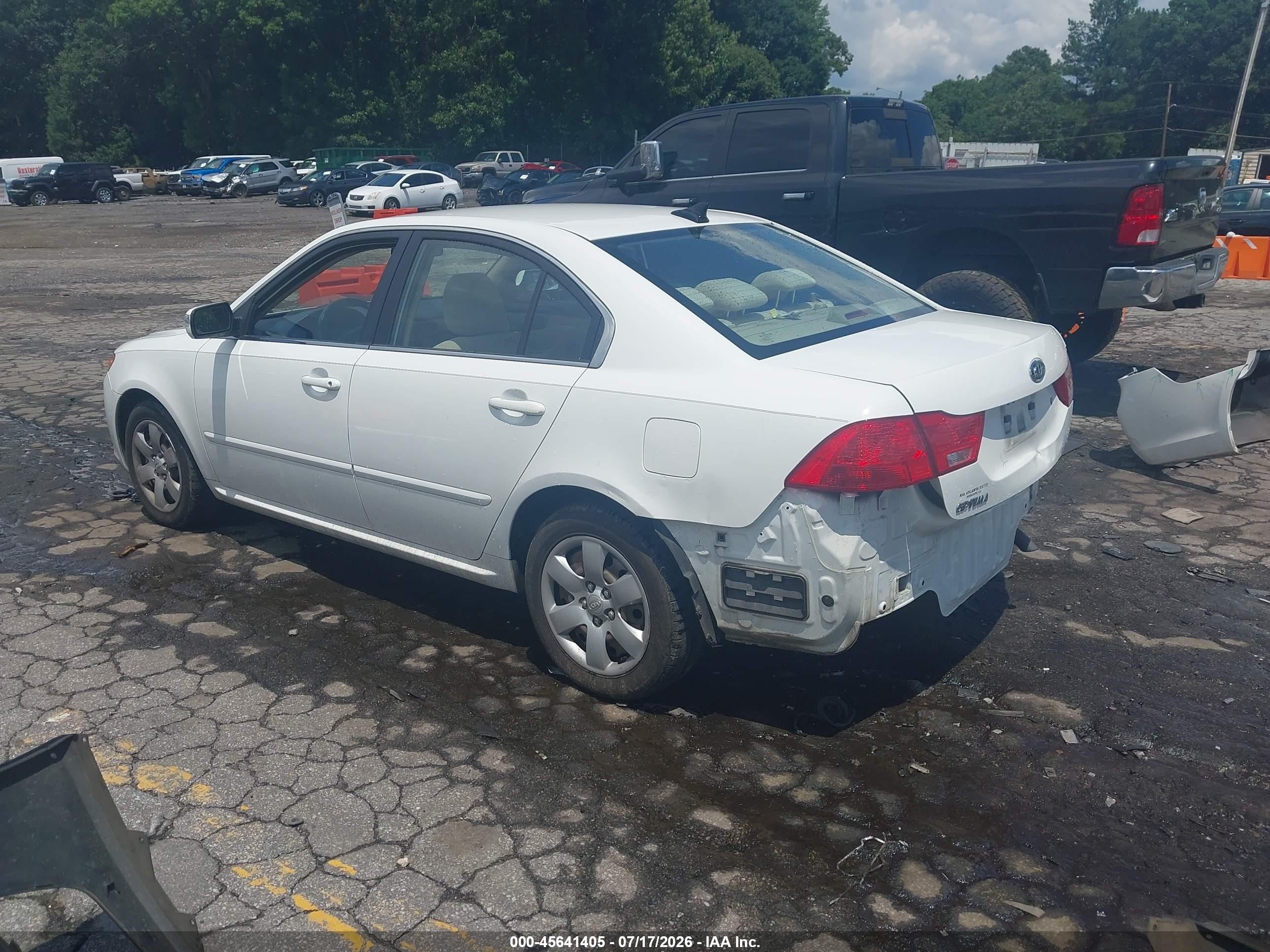 2010 Kia Optima Lx White vin: KNAGG4A8XA5435583