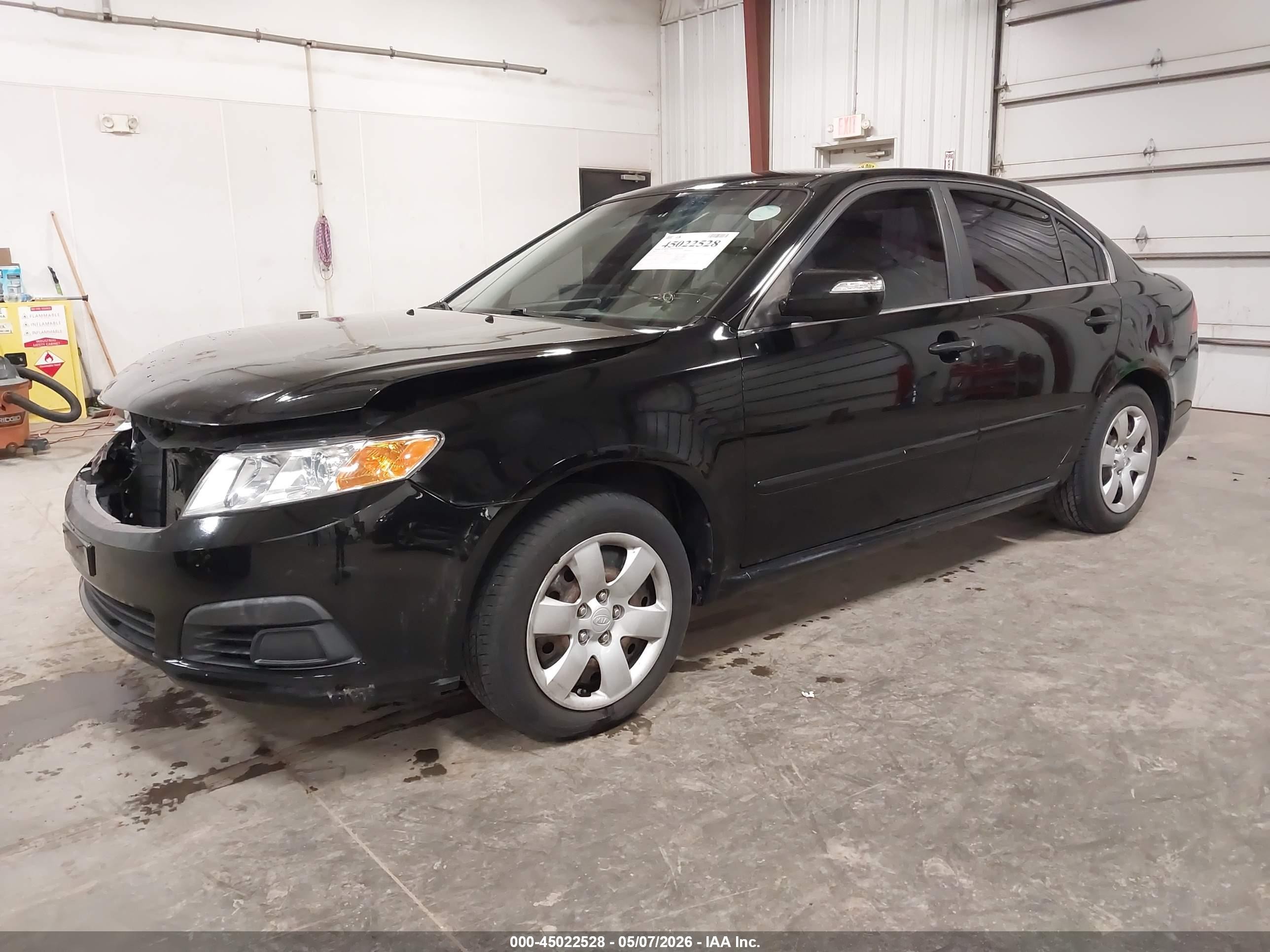 2010 Kia Optima Lx Черный vin: KNAGG4A8XA5447197