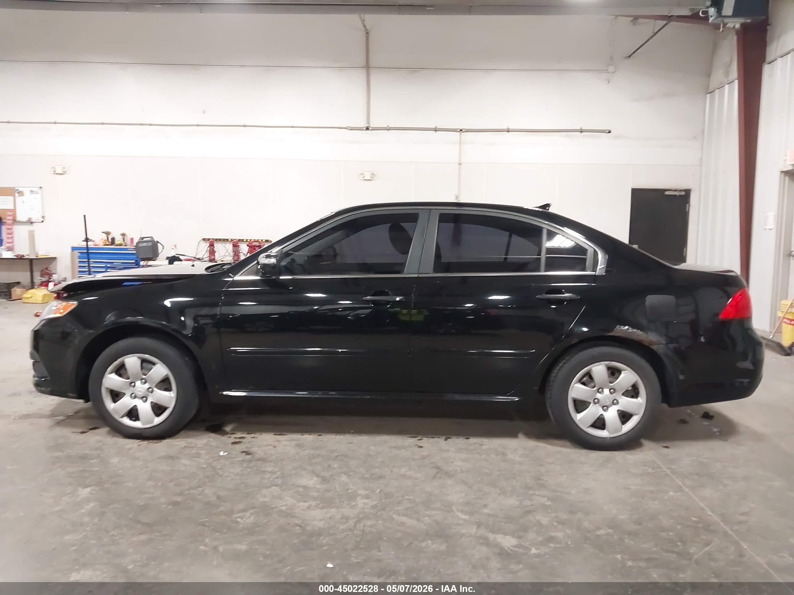 2010 Kia Optima Lx Черный vin: KNAGG4A8XA5447197