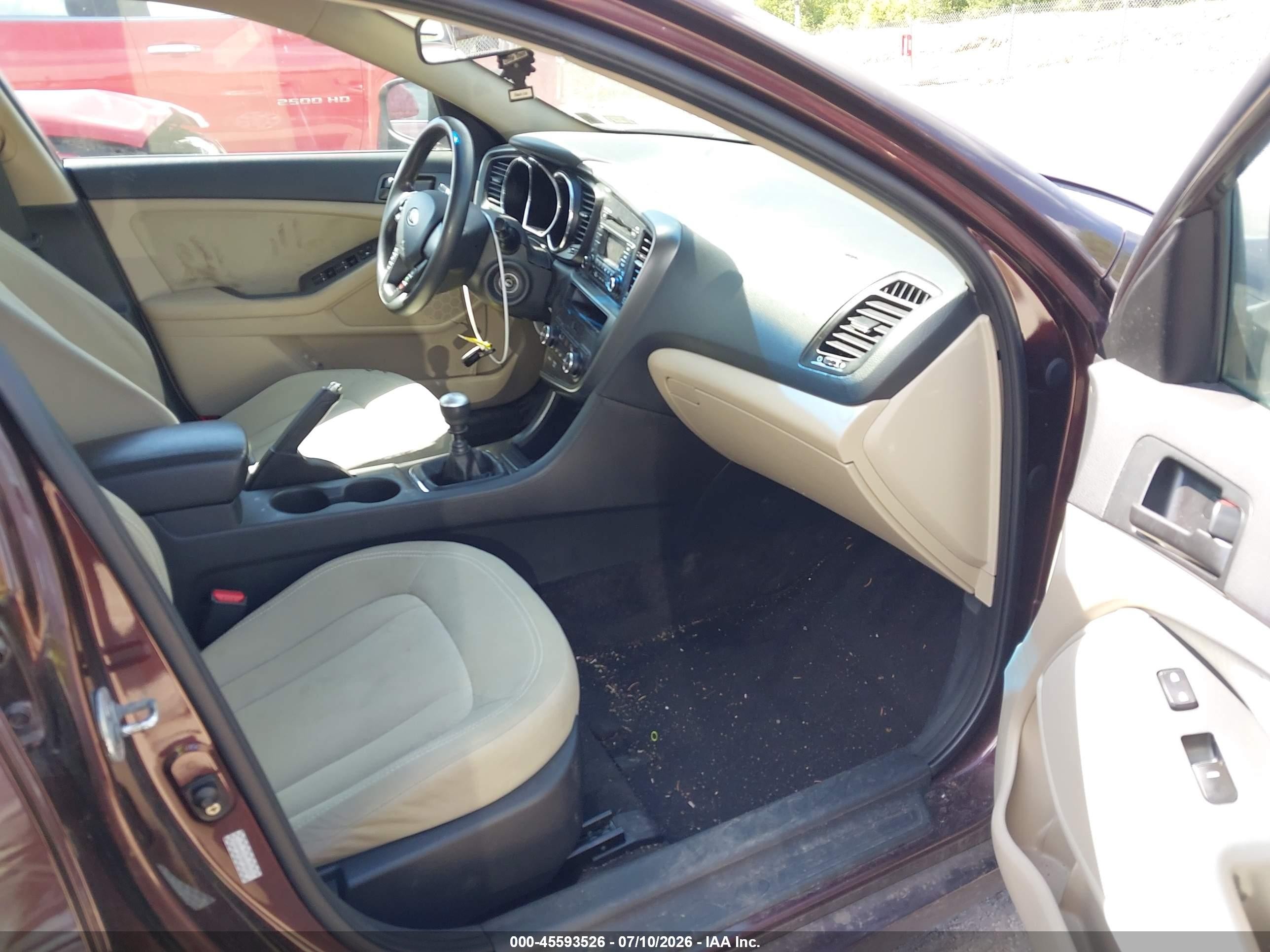 2011 Kia Optima Lx Burgundy vin: KNAGM4A70B5100477